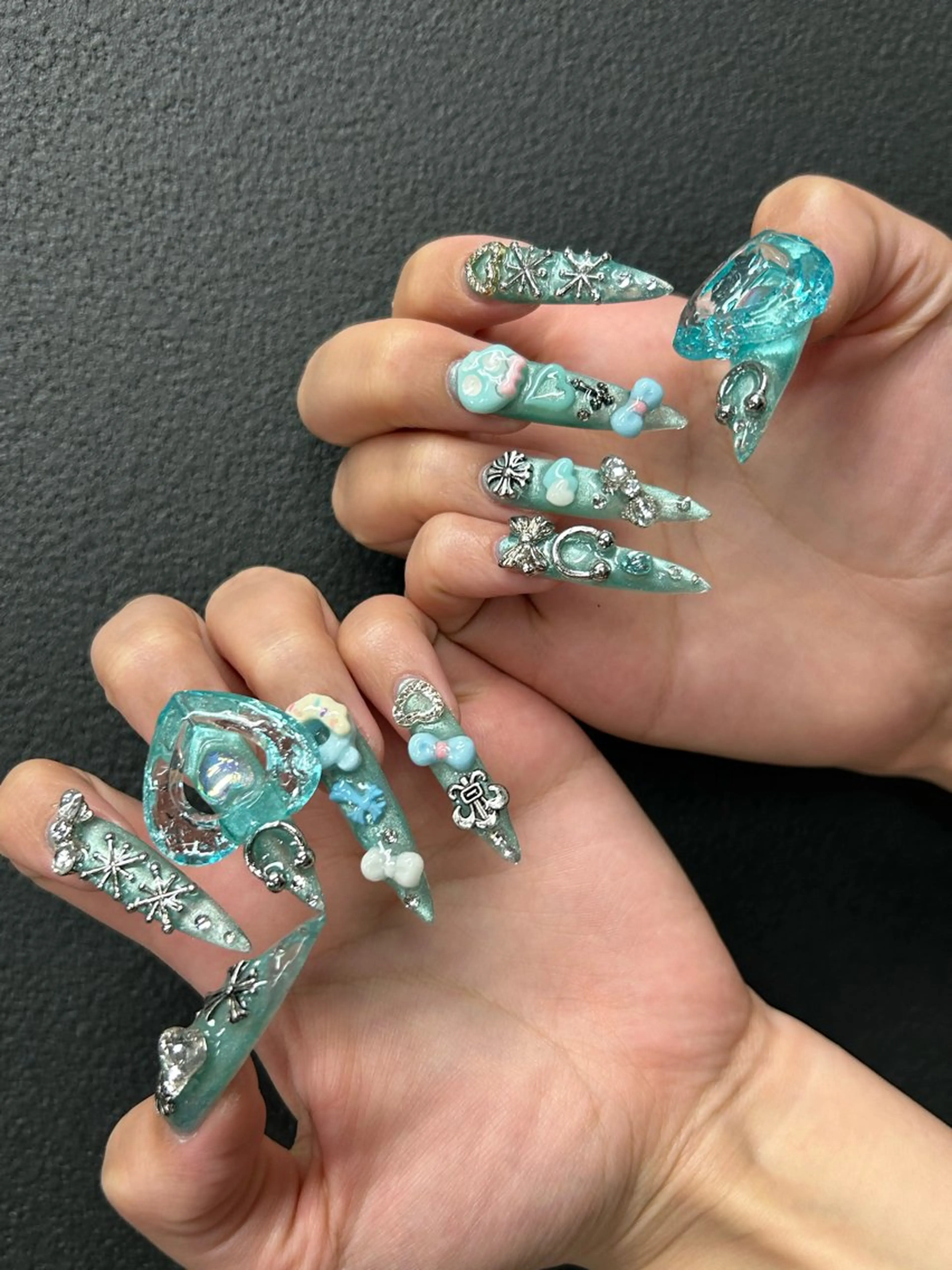 ネイル 韓国ネイル 持ち込み ニュアンスネイル ネイルチップ 冬ネイル RINN ANA.CHUOのネイルデザイン