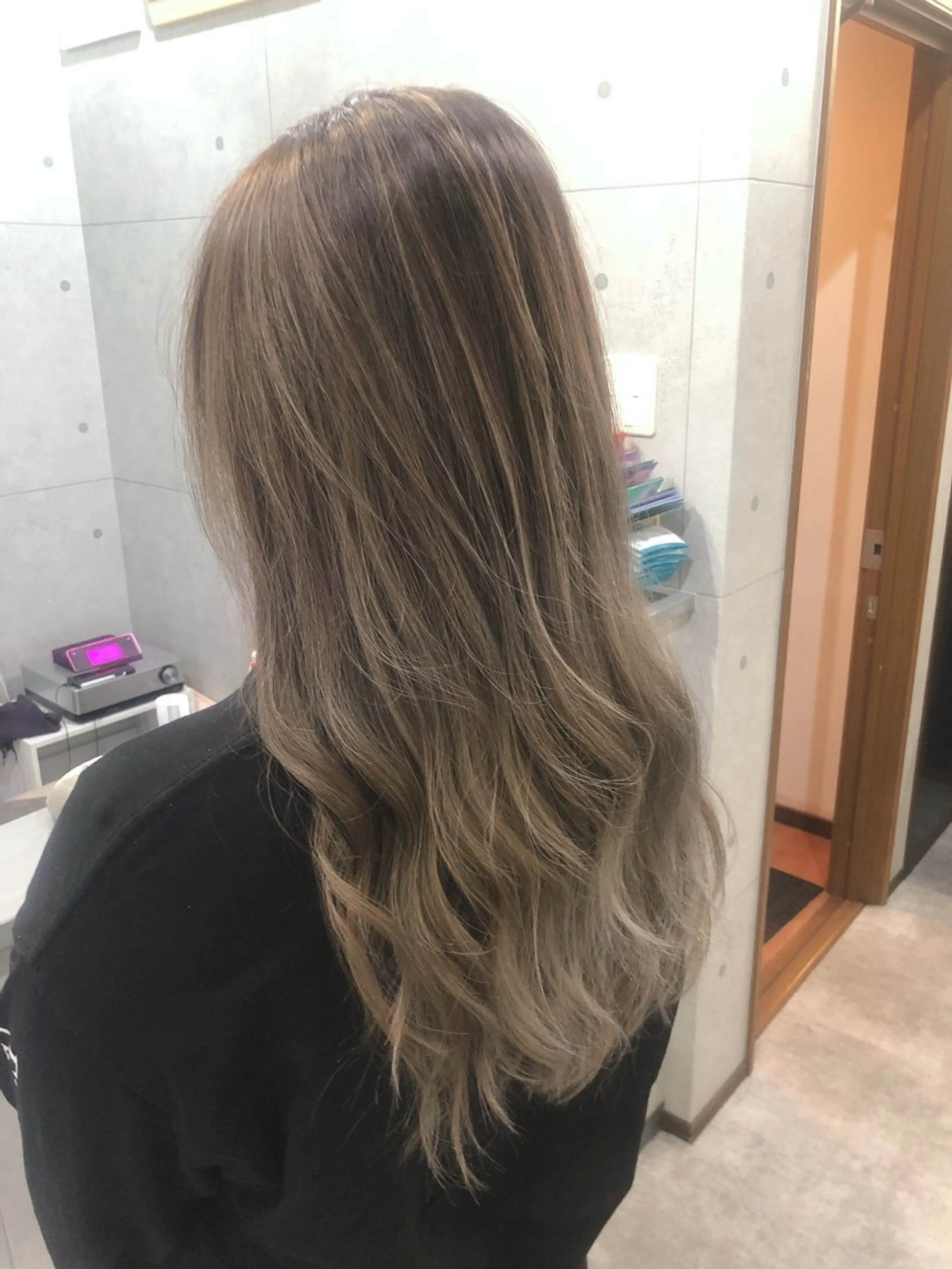ロング ショートボブ ボブ ハイライト 髪質改善 レイヤーカット カット ヘアカラー REVE美容室 REVEマツエクのヘアスタイル