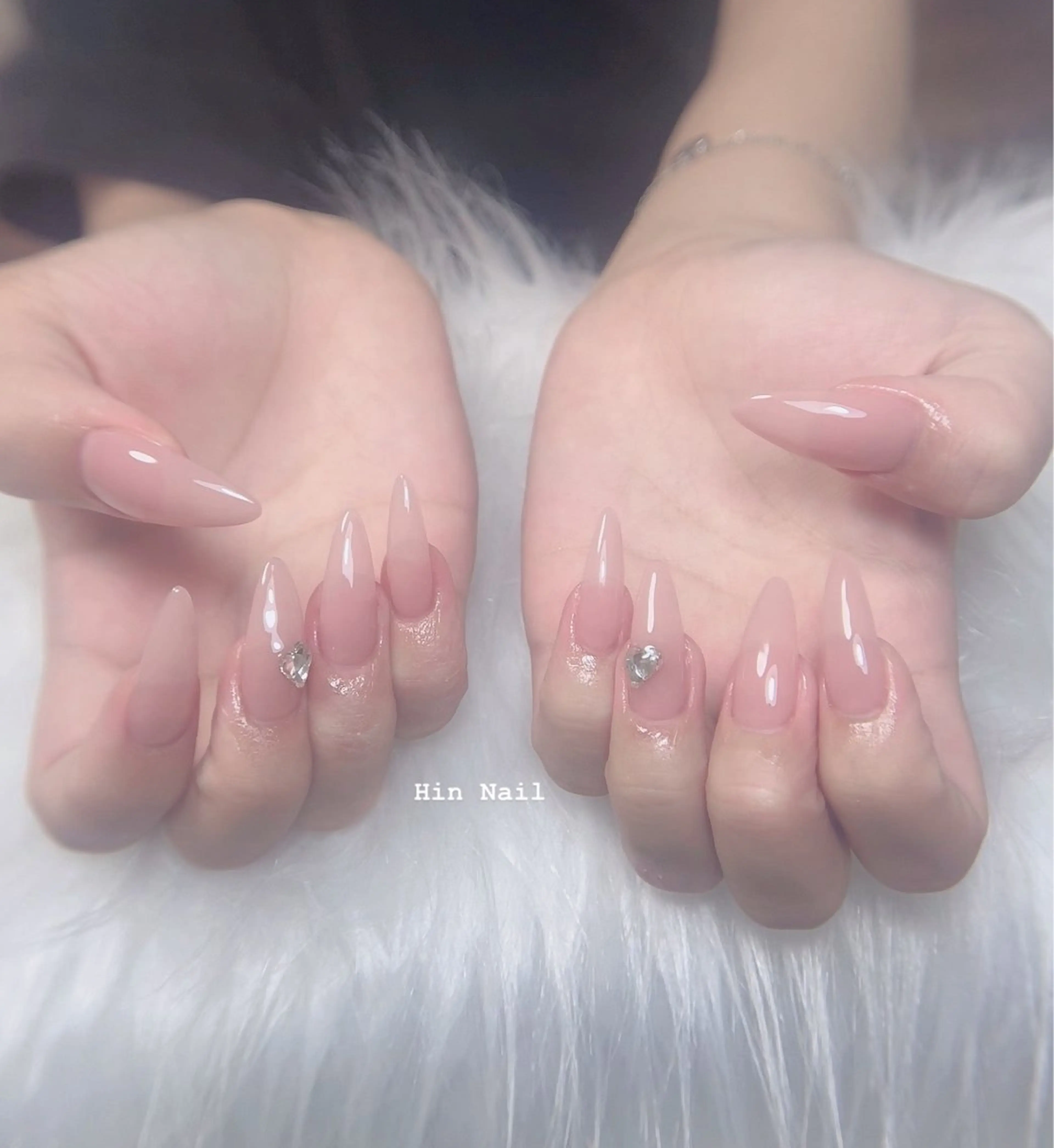 ネイル ハンドネイル HIN NAILのネイルデザイン