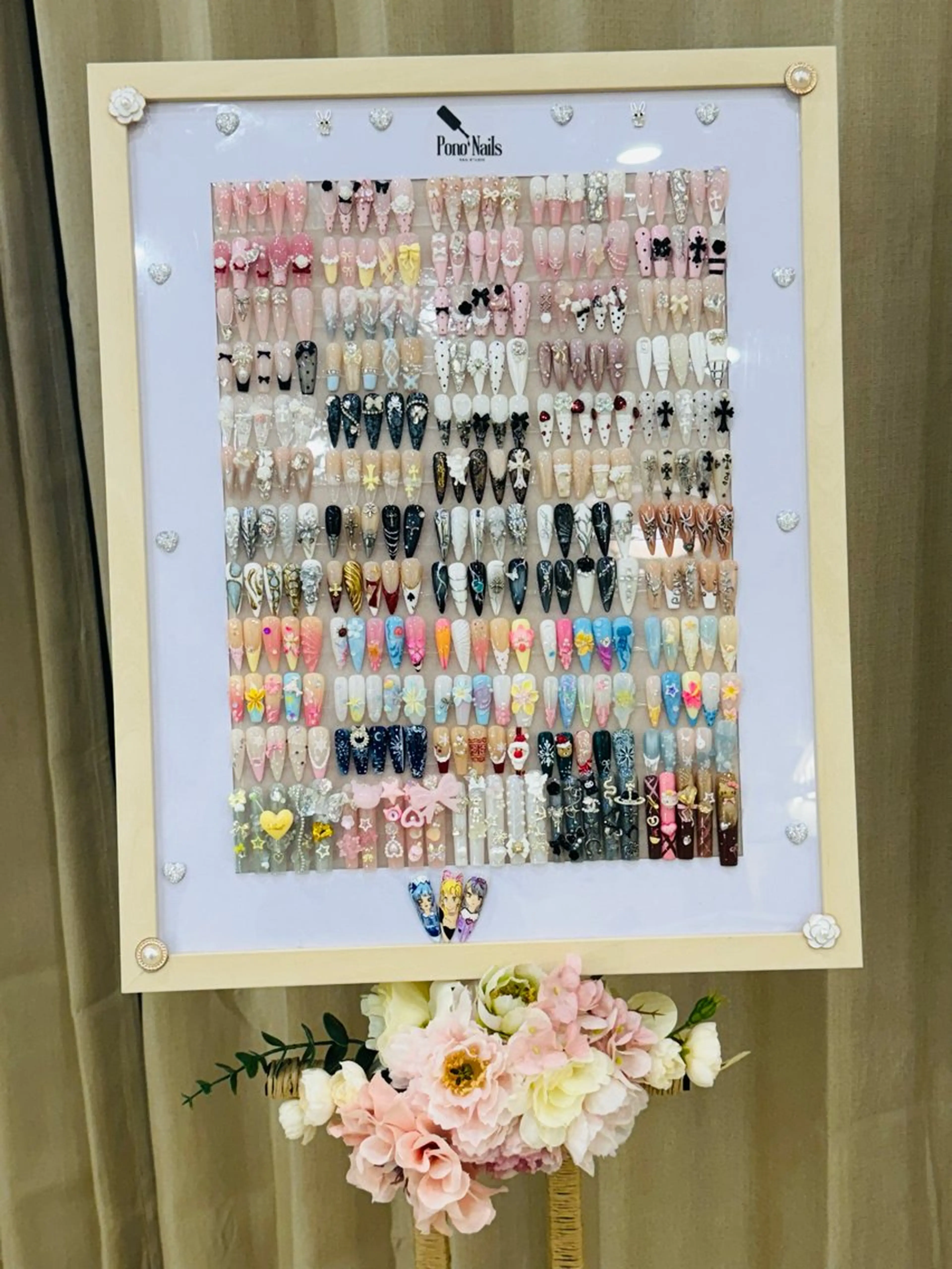 ロング ティキ Pono Nailsのネイルデザイン