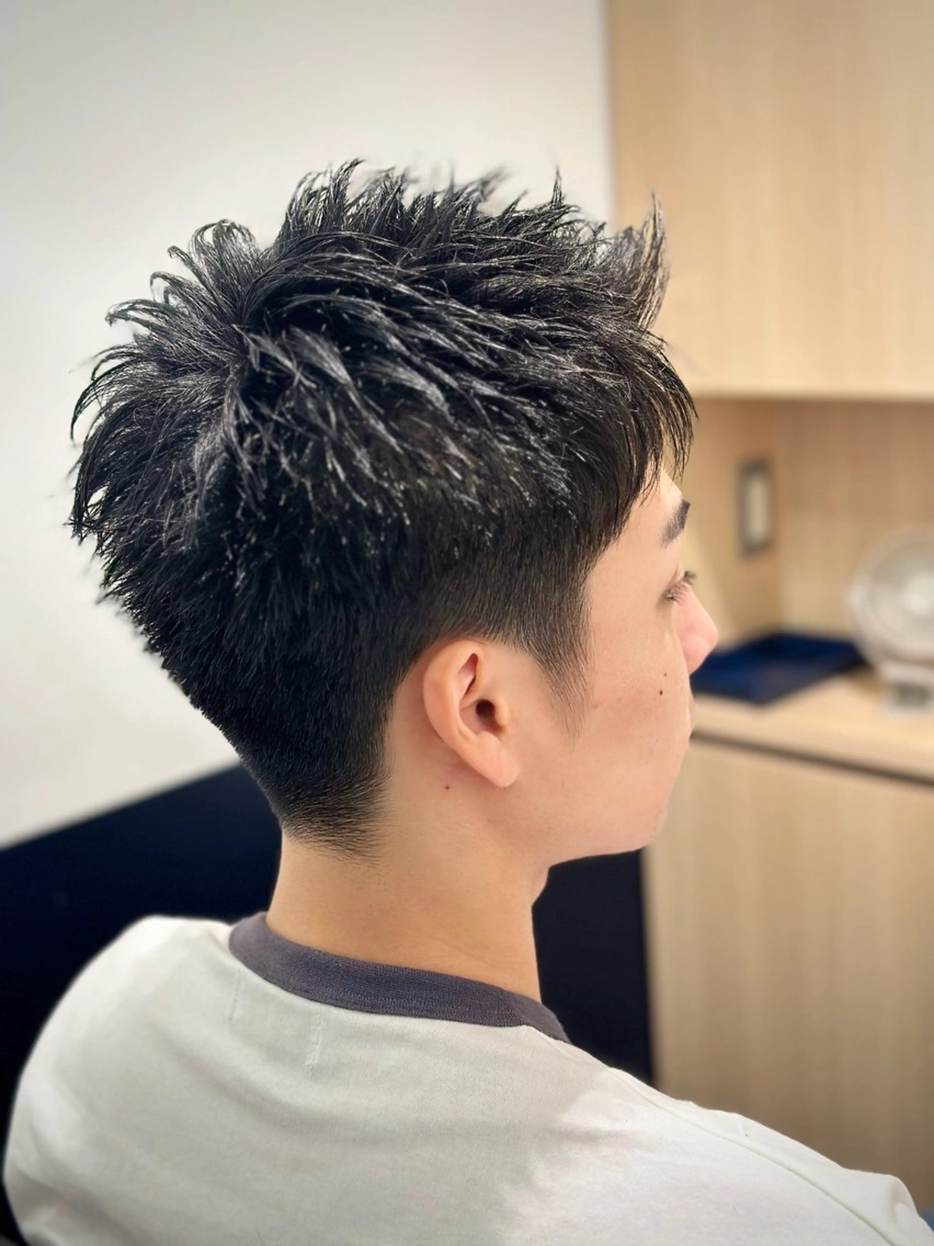 ショート メンズ メンズパーマ スパイキーショート メンズツイストパーマ ショートヘア ツイストパーマ カット パーマ 【23時まで営業!】 知念 新菜のヘアスタイル