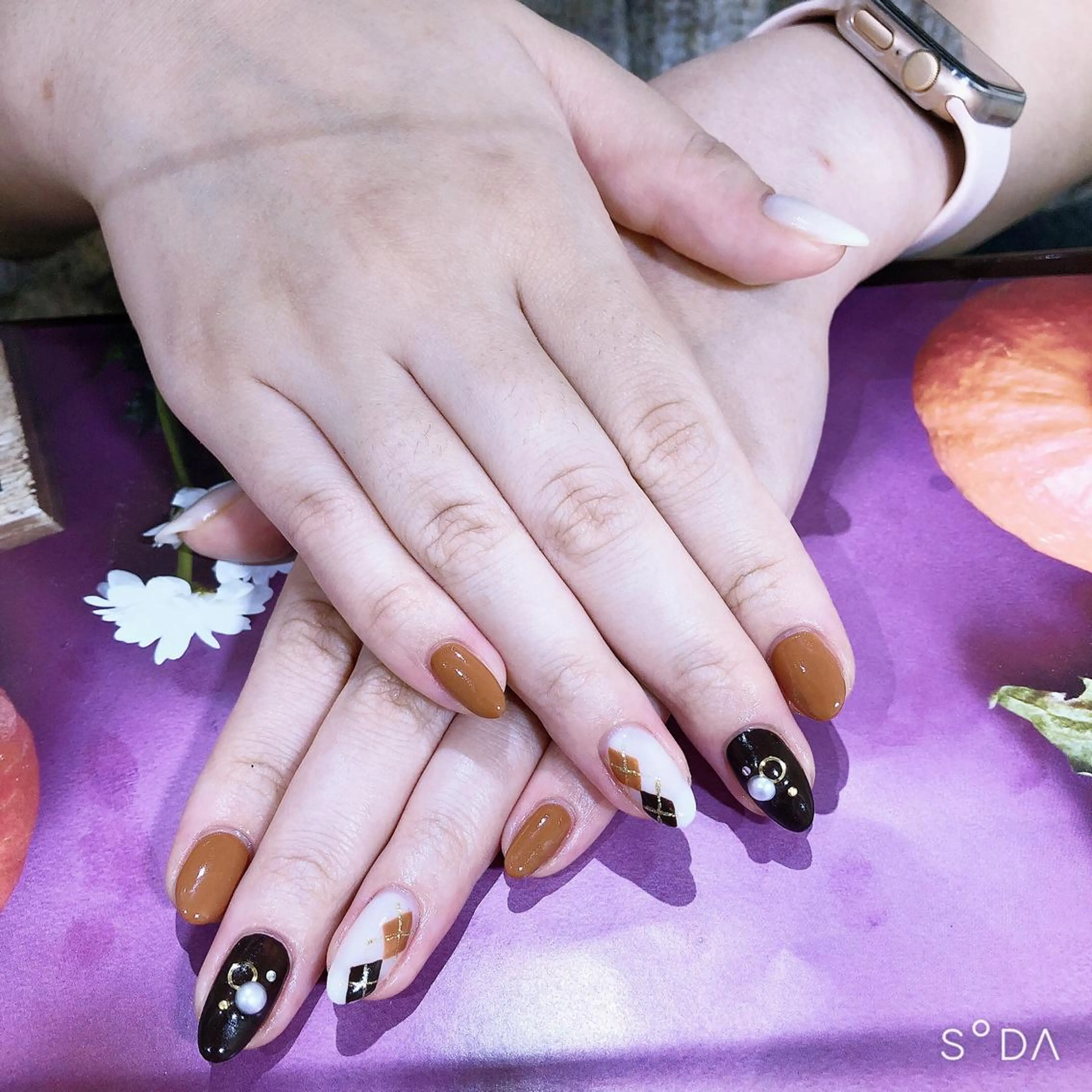 ネイル ハンドネイル 吉野✨ ネイルデザイナー✨のネイルデザイン