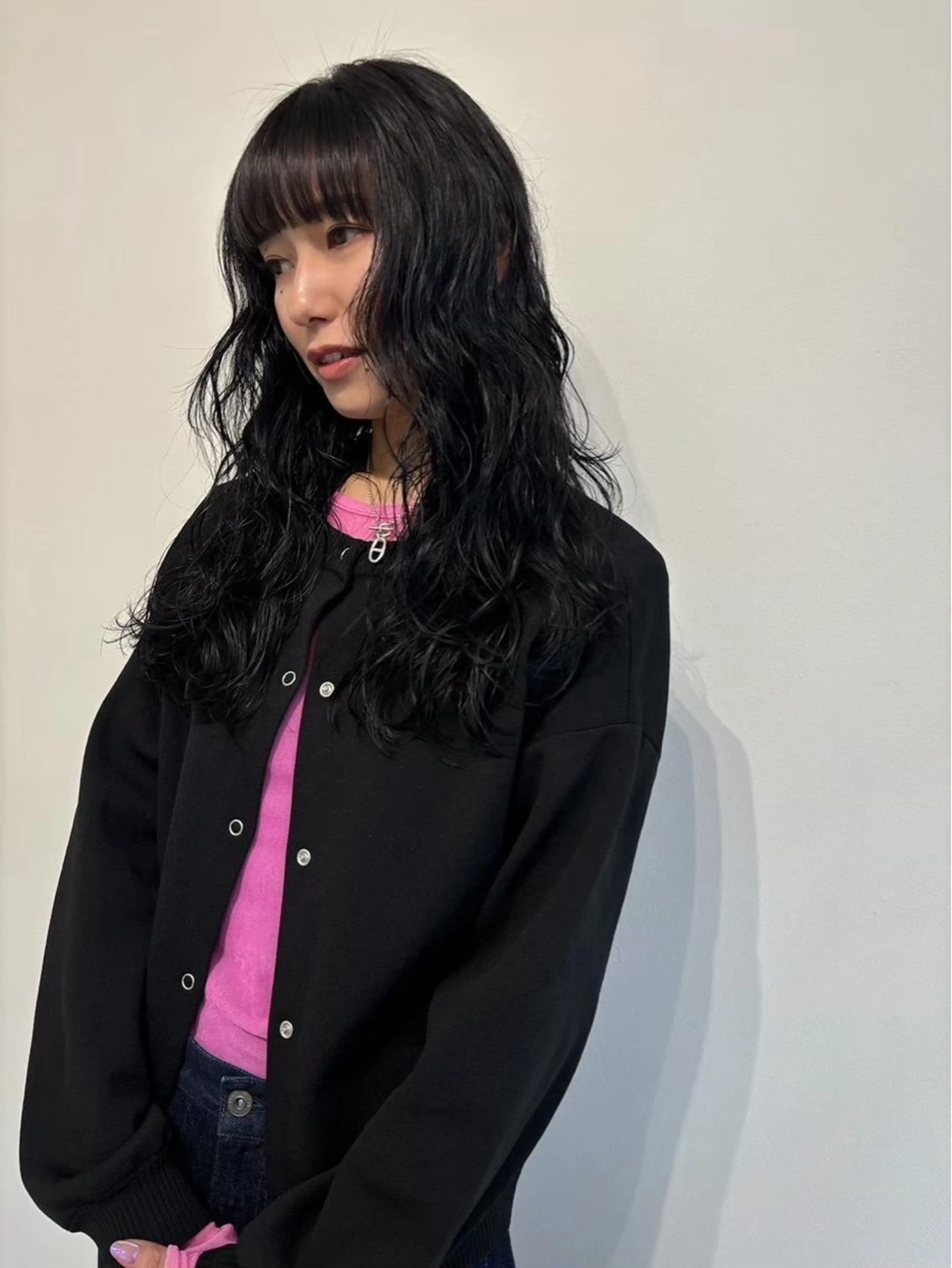 ロング パーマ レイヤーカット ロング カット パーマ シンバヒナノ/パーマ レイヤー/髪質改善のヘアスタイル