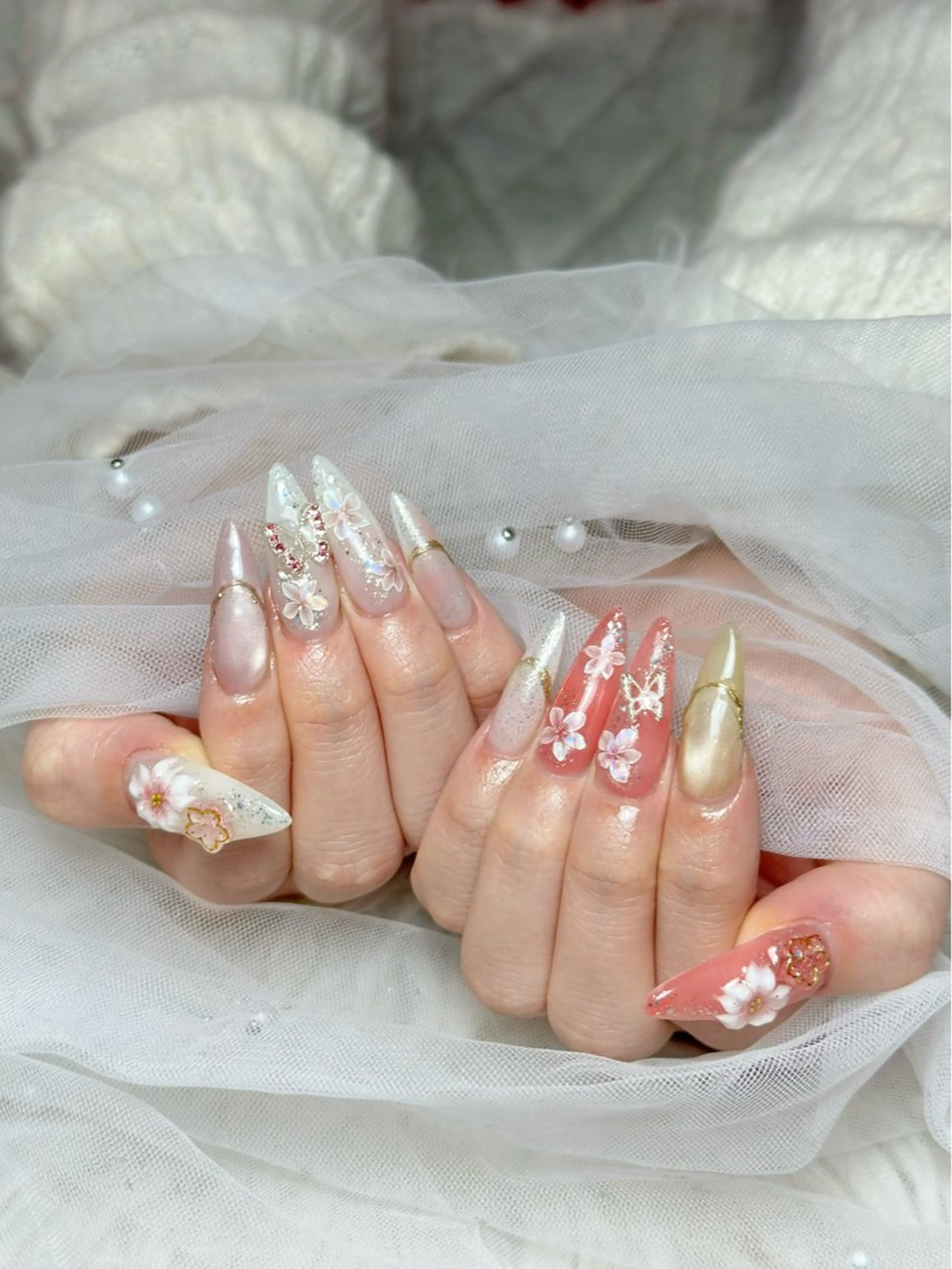 ネイル オーロラネイル ボルドー ブラウン 氷ネイル・うるうるネイル キラキラネイル ハンドネイル Julli ジュリのネイルデザイン