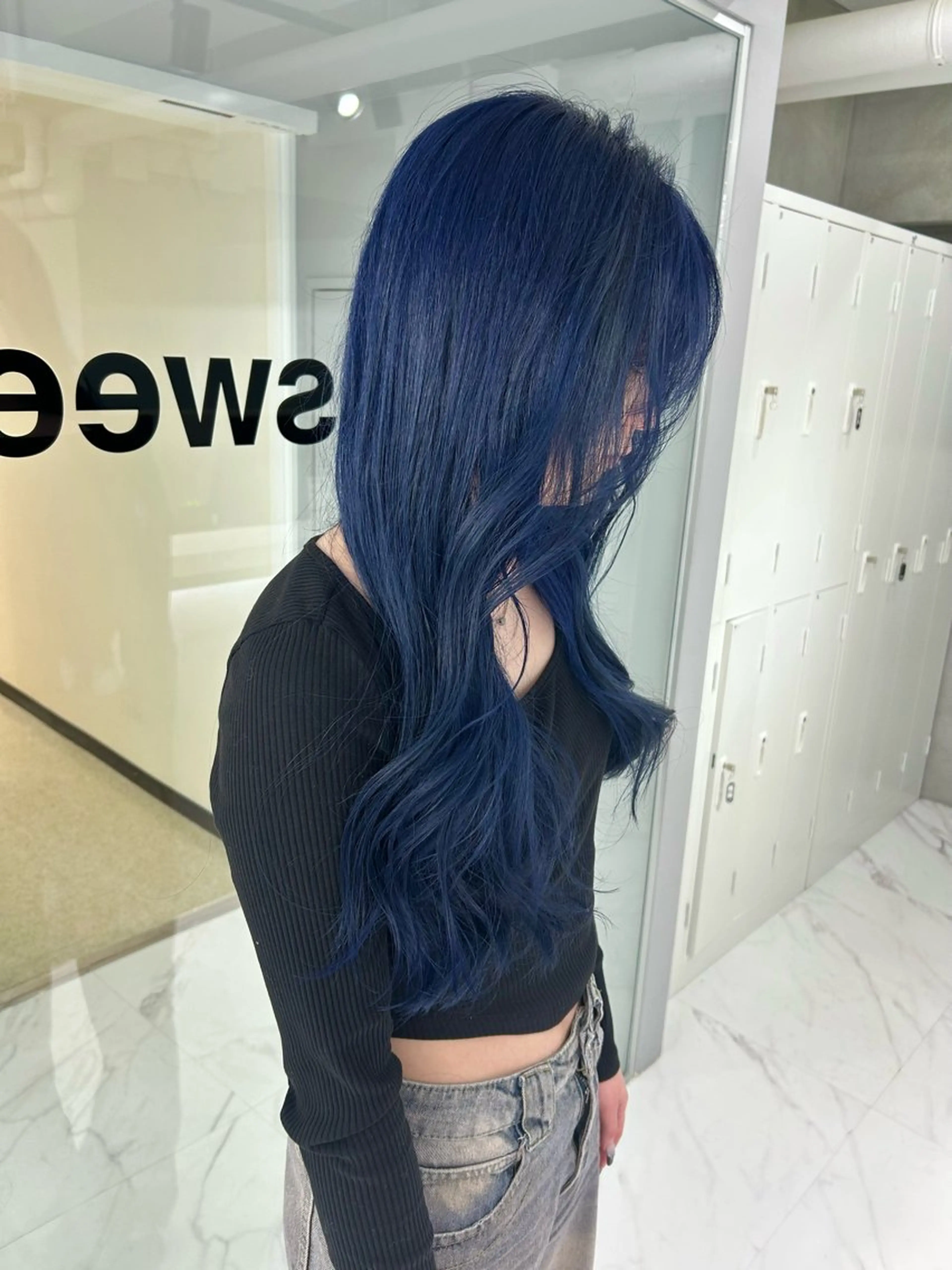 ロング カラー ブリーチ ブルーカラー カット ヘアカラー トリートメント shizuna/平尾 /カラー/髪質改善のヘアスタイル