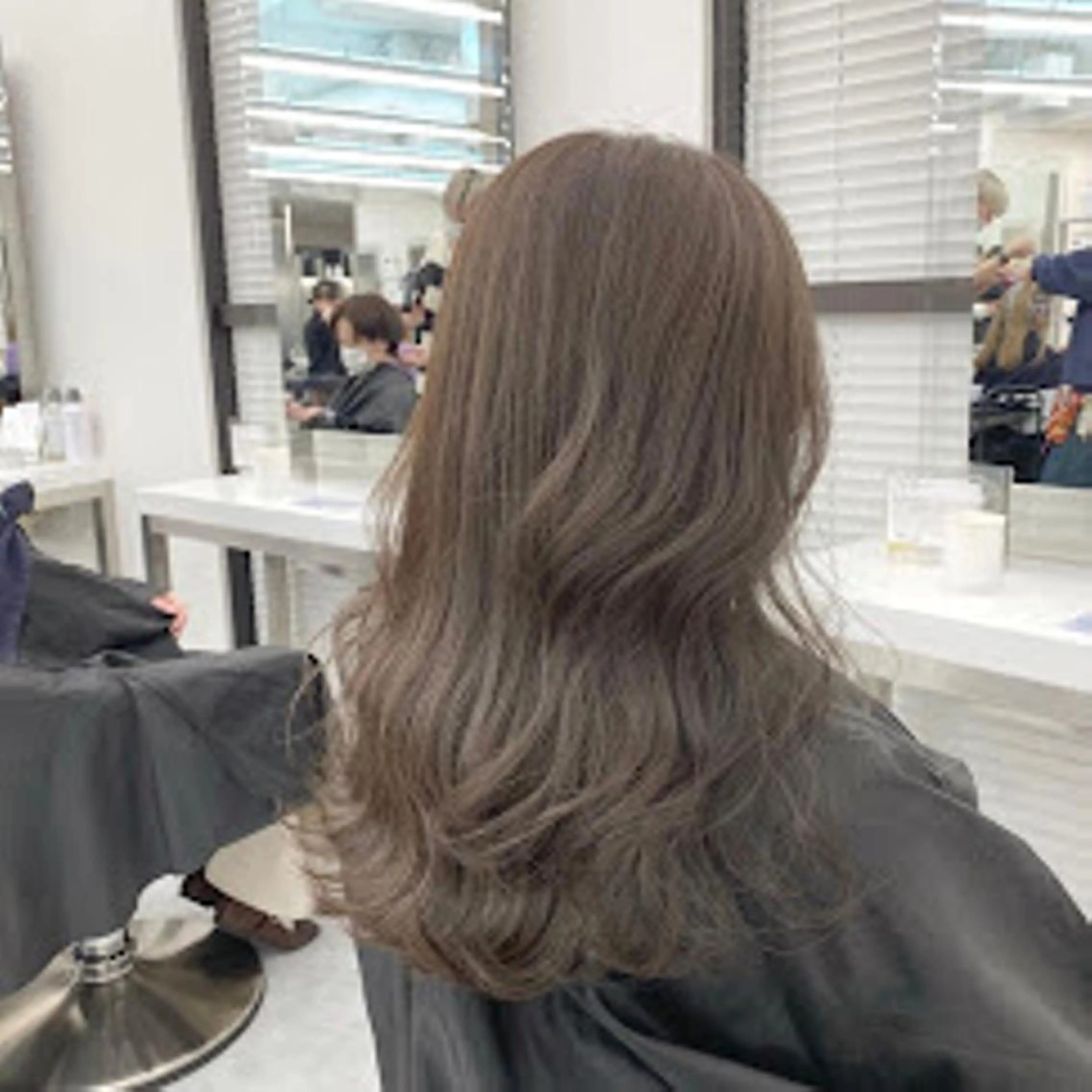 カラー 🌼原宿JUICE／ official🌼のヘアスタイル