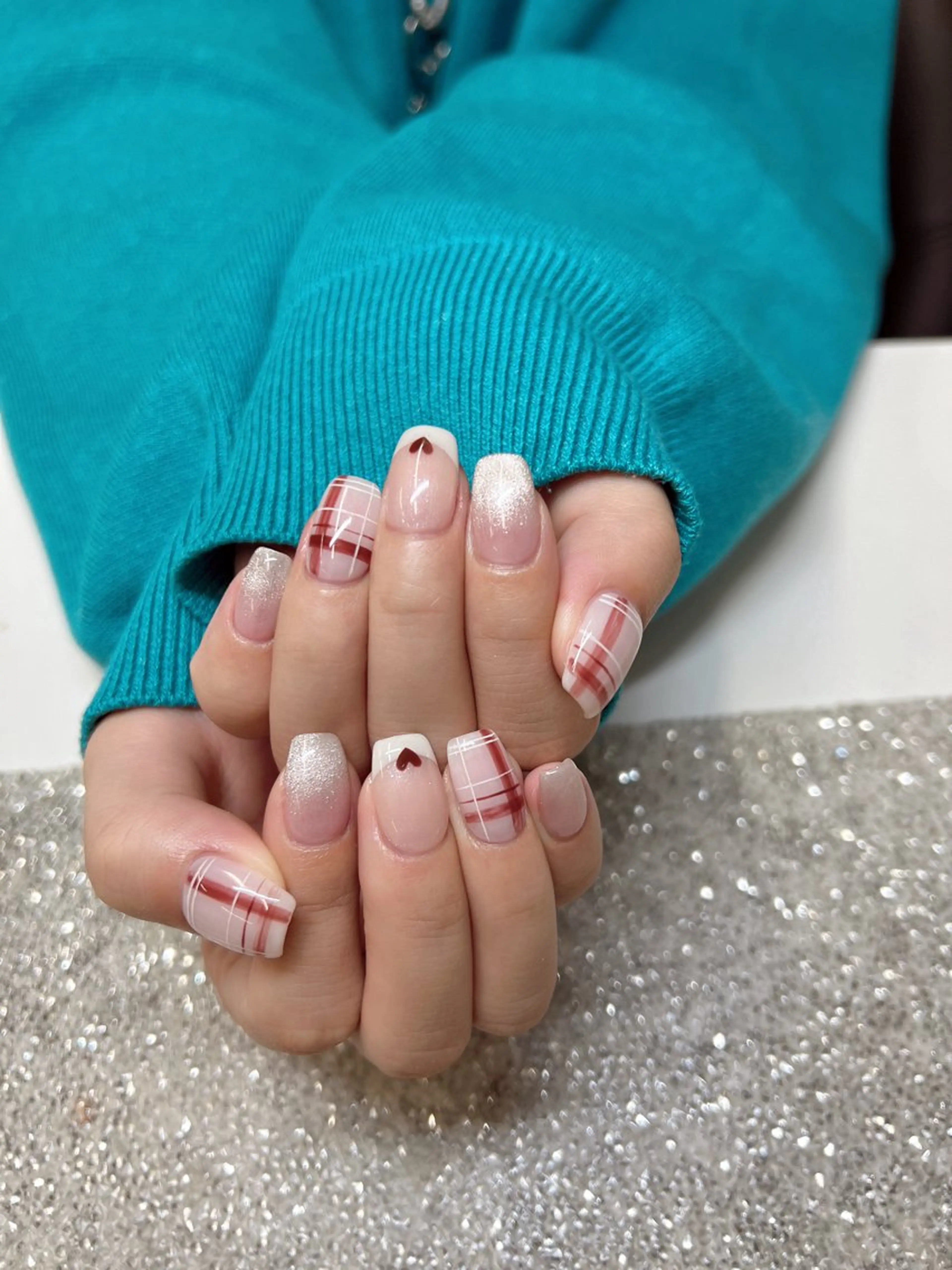 ネイル ガレンドウ 白澤 愛子のネイルデザイン