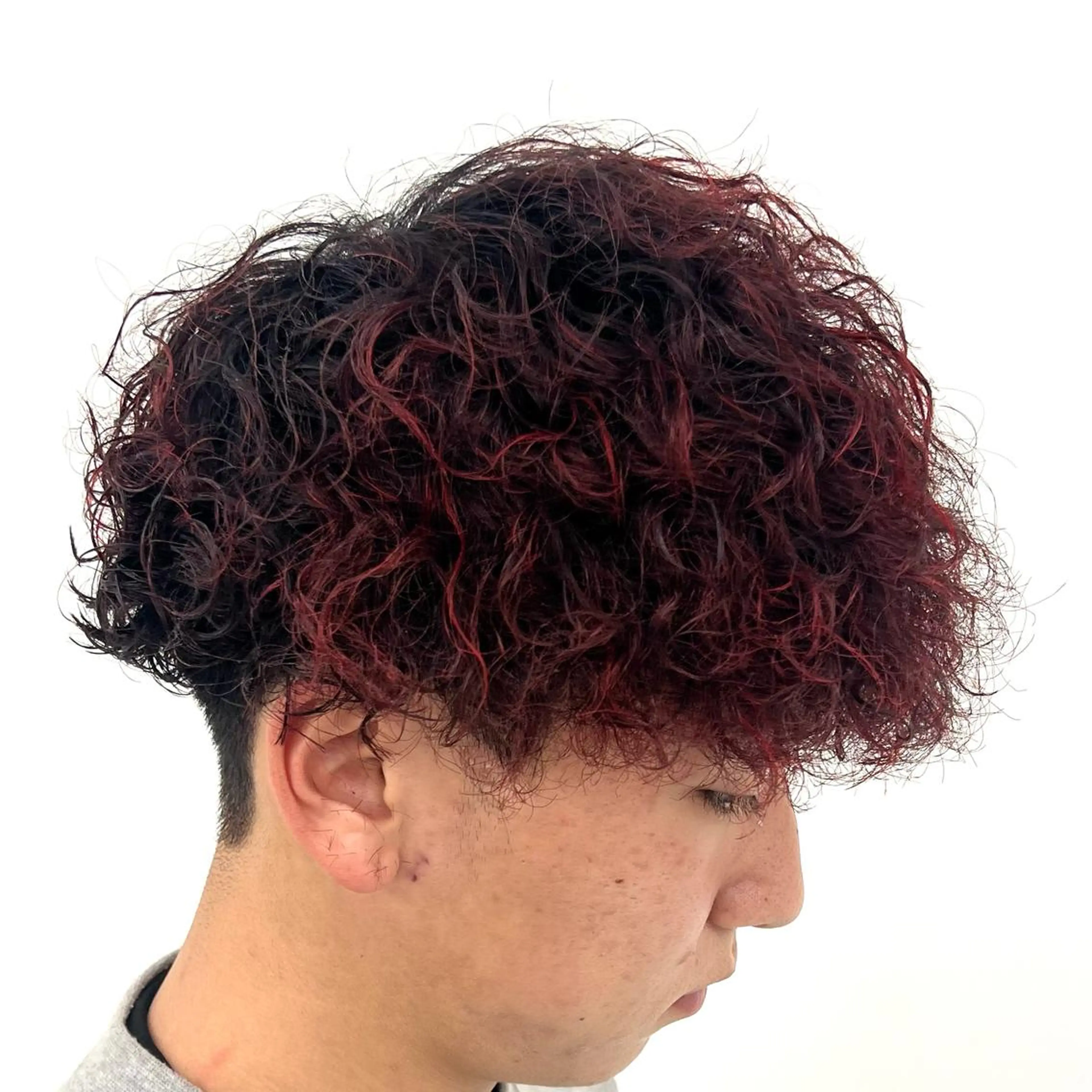 カラー パーマ メンズ メンズハイライト メンズメッシュ マッシュ ハイライトカラー メッシュ 柏メンズカットパーマ NO.1タイチのヘアスタイル
