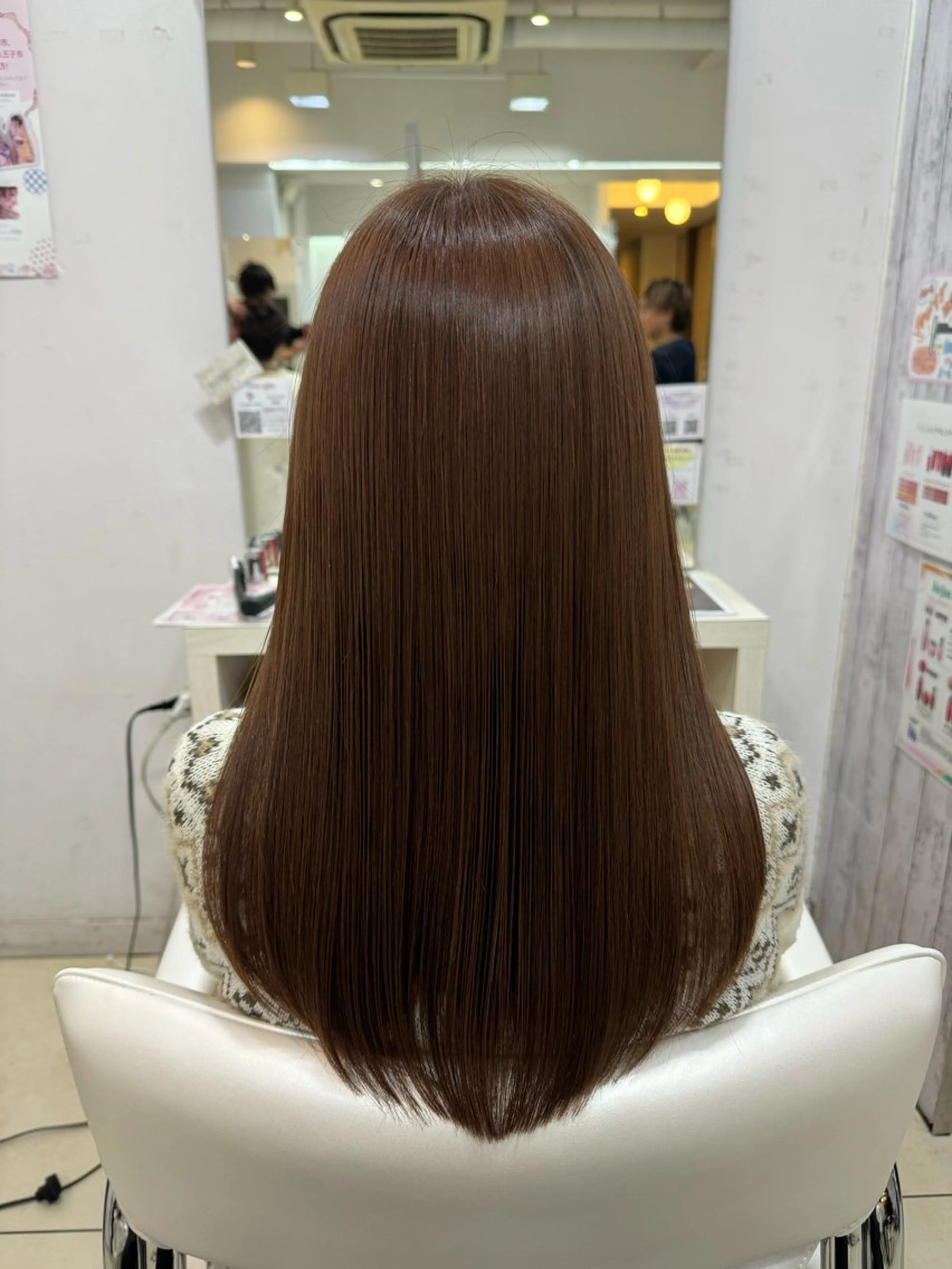 ミディアム ヘアカラー 【髪質改善カラー】 あむ·. ⟡ 🖤のヘアスタイル