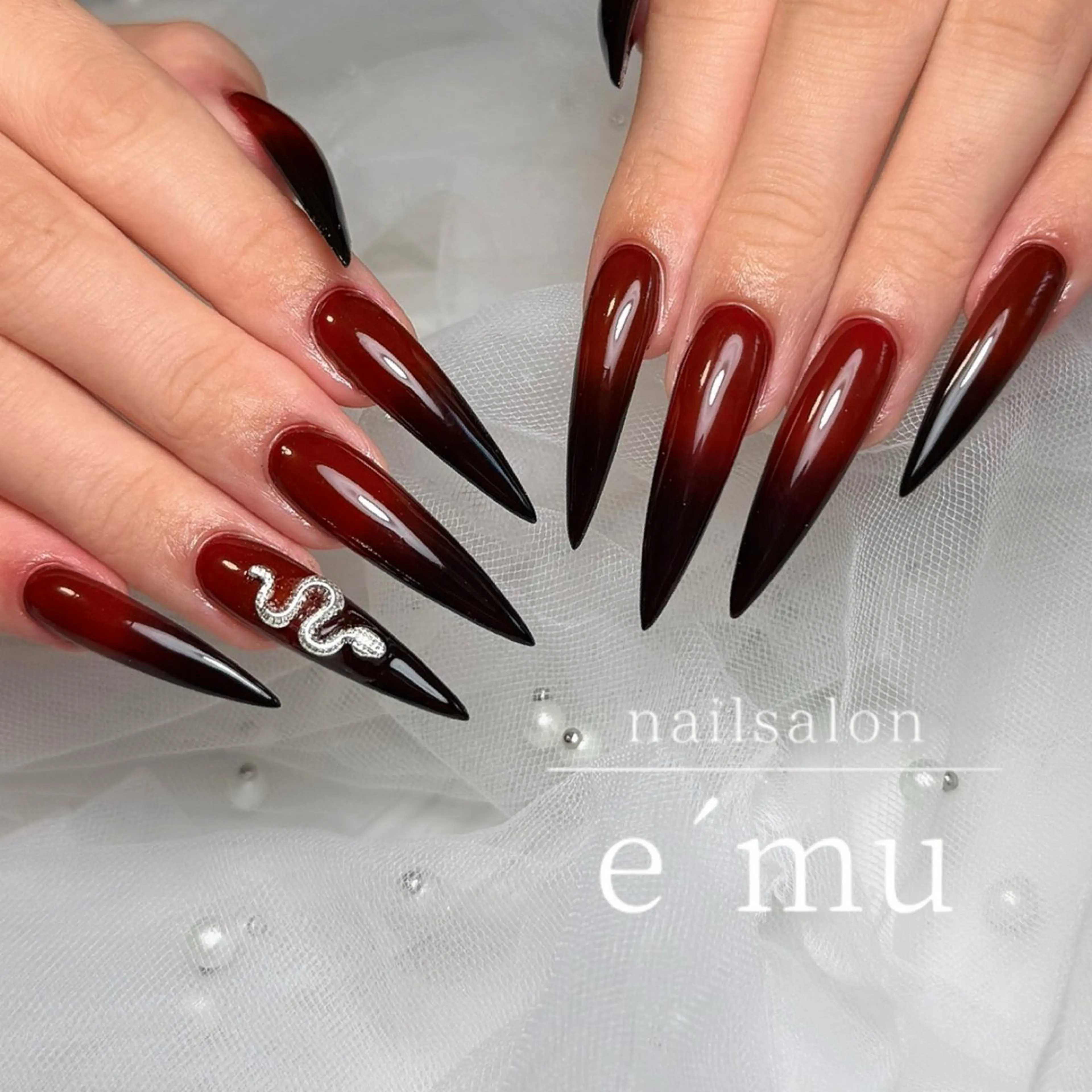 ネイル ハンドネイル nailsalon e´muのネイルデザイン