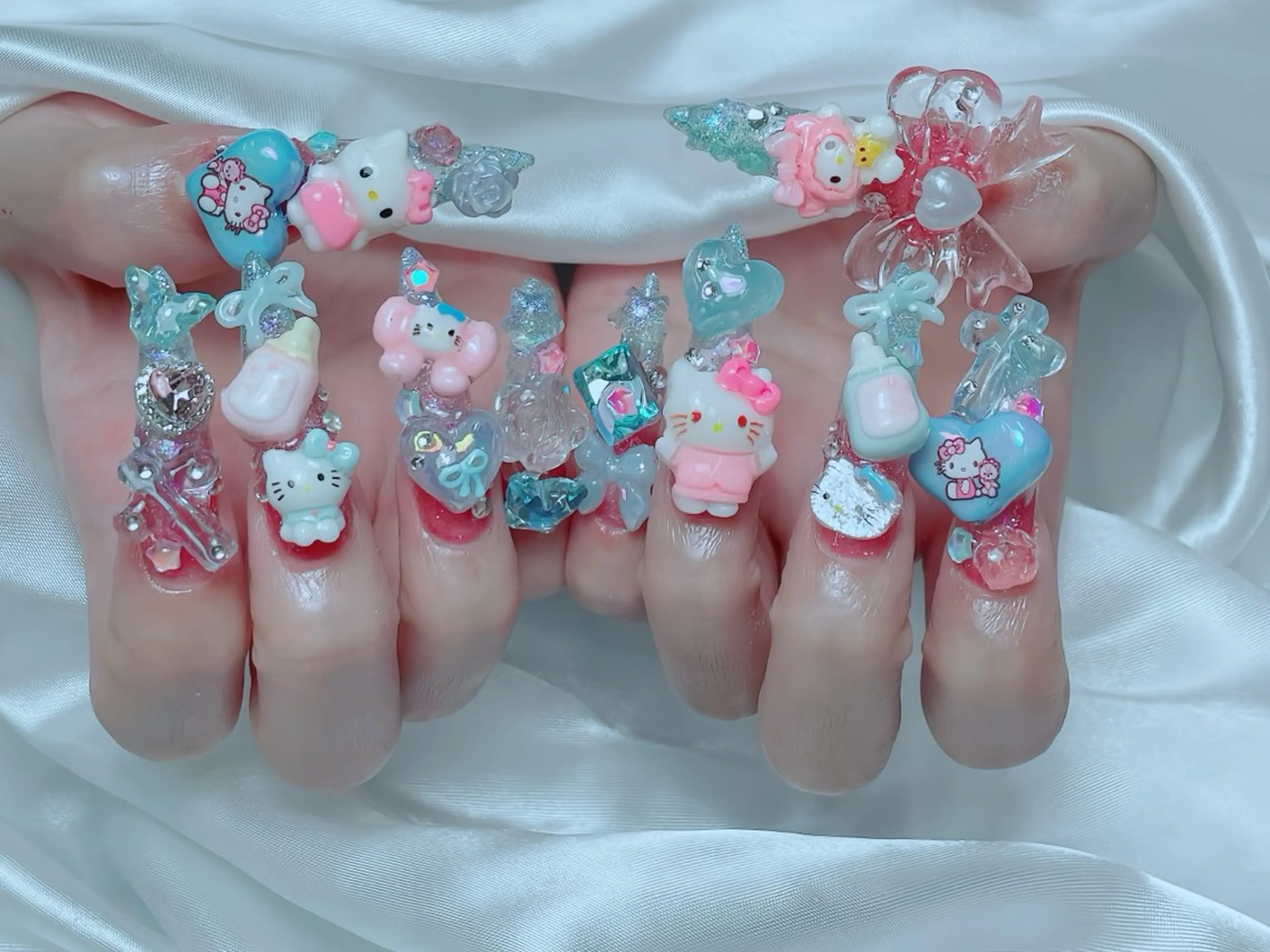 ネイル アニマル柄 ボルドー ブラウン チークネイル フレンチネイル ハンドネイル Rin Nail 新大久保店のネイルデザイン