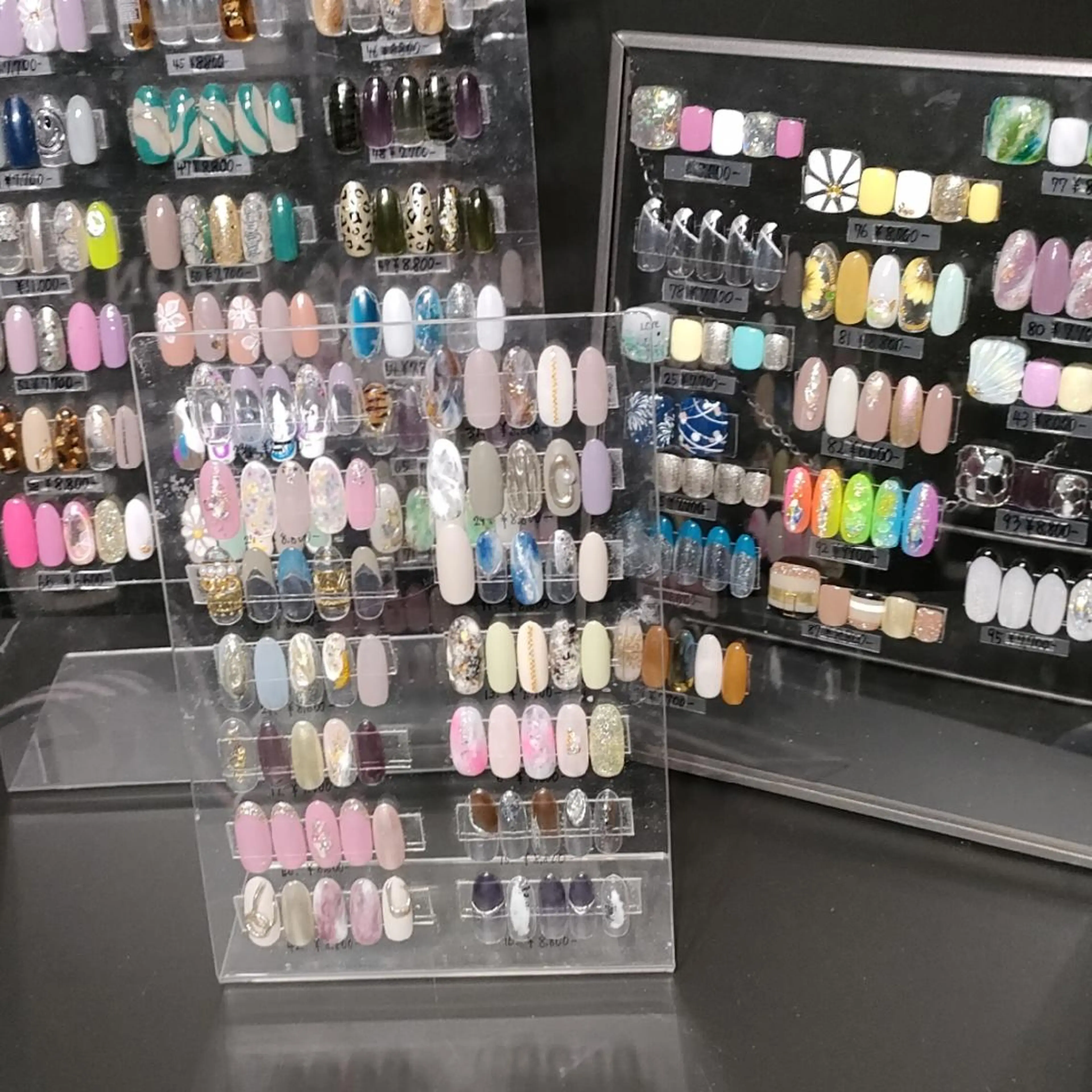 ネイル Risus NAILのネイルデザイン