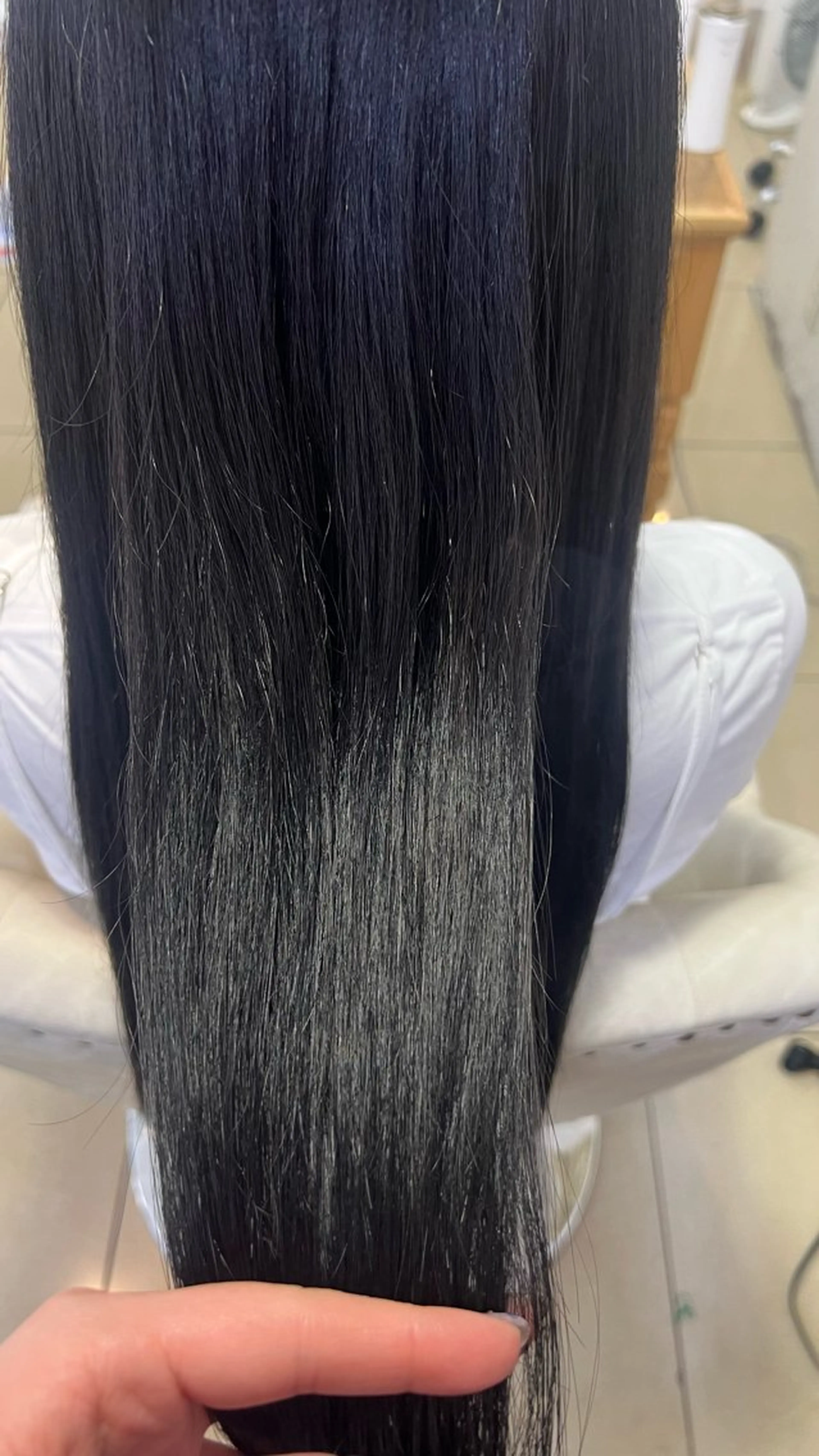 ロング カラー 黒髪 ナチュラルブラック eMuエミュ‪ ¨̮⃝ayakaのヘアスタイル