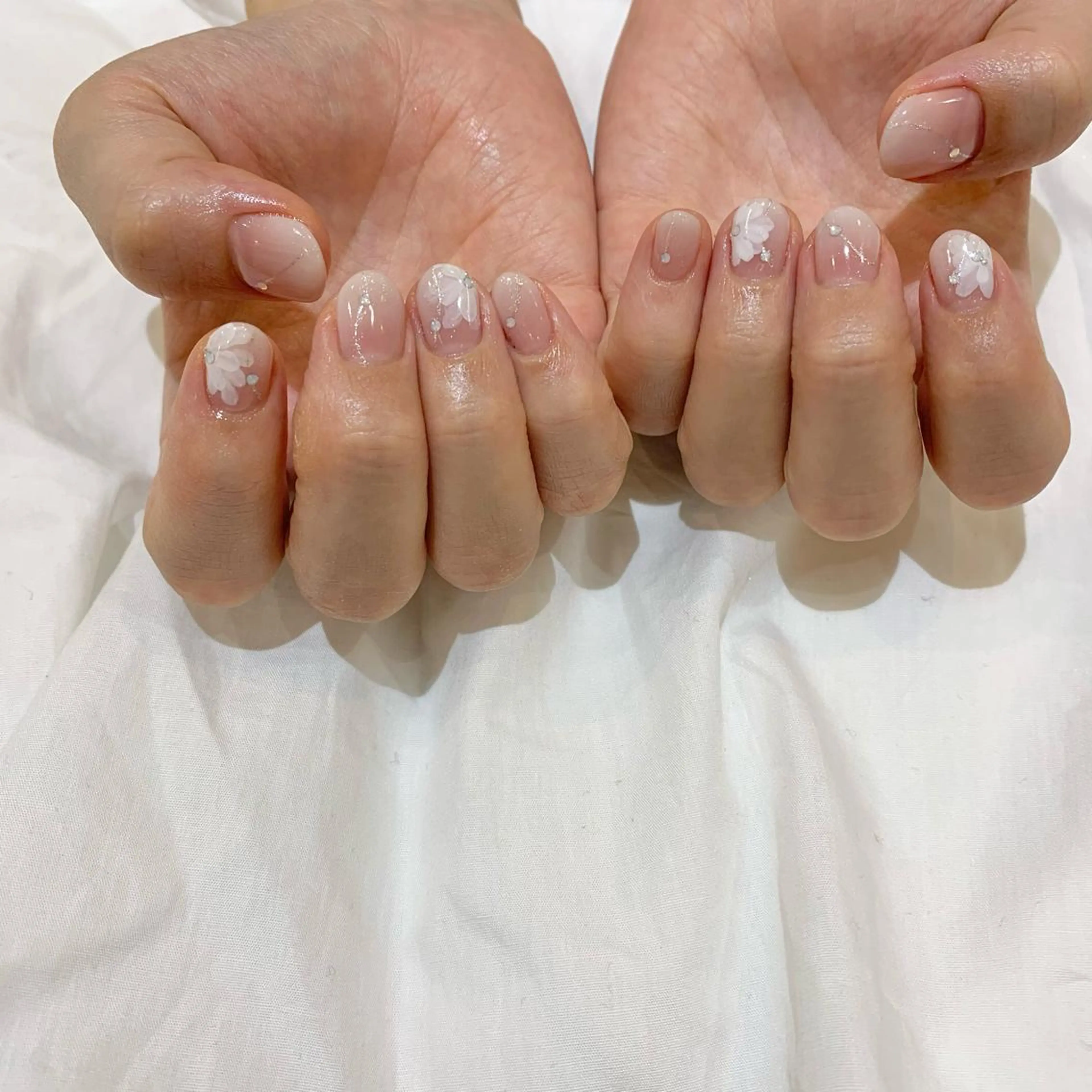 ネイル ハンドネイル 藤原 胡桃のネイルデザイン