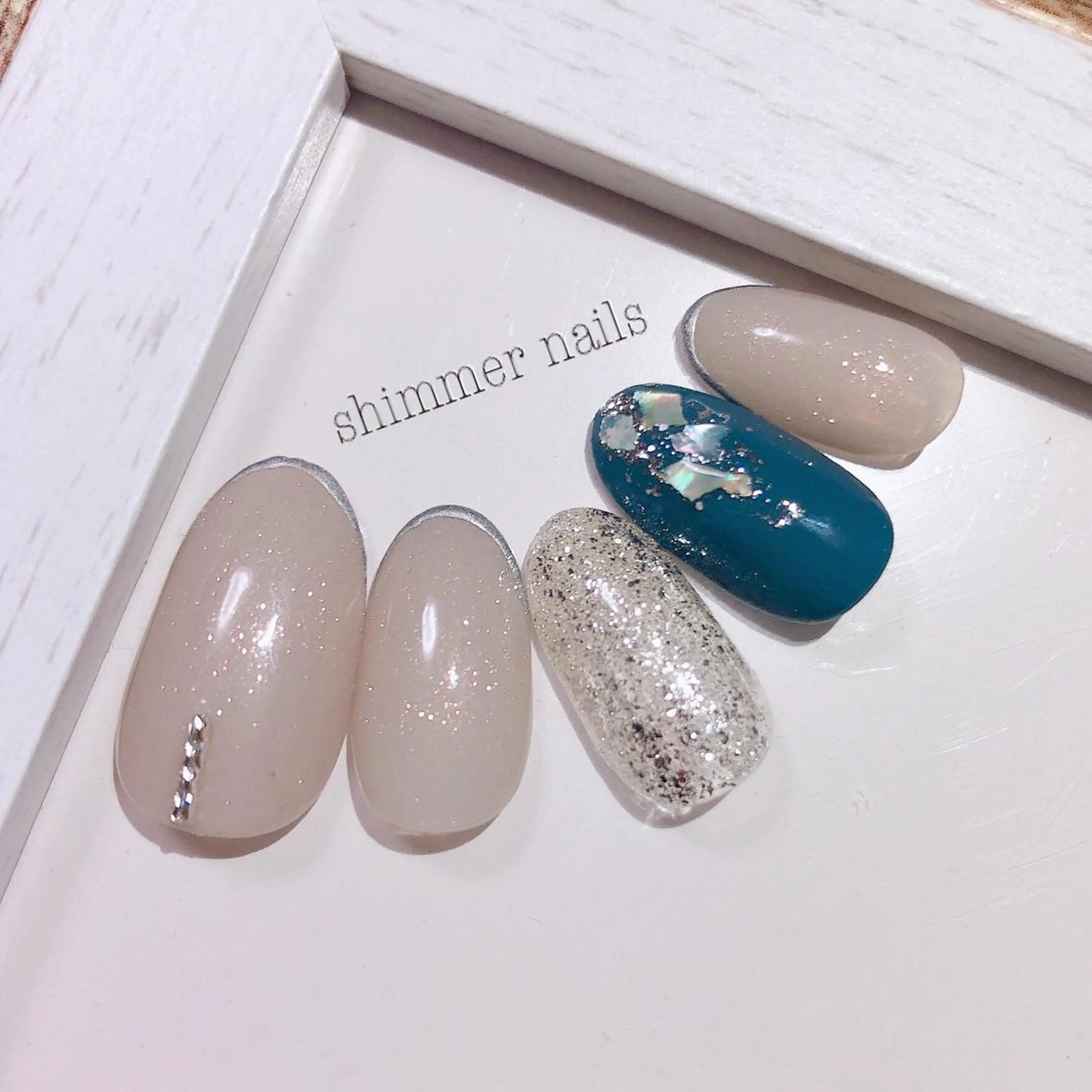 ネイル shimmer nailsのネイルデザイン