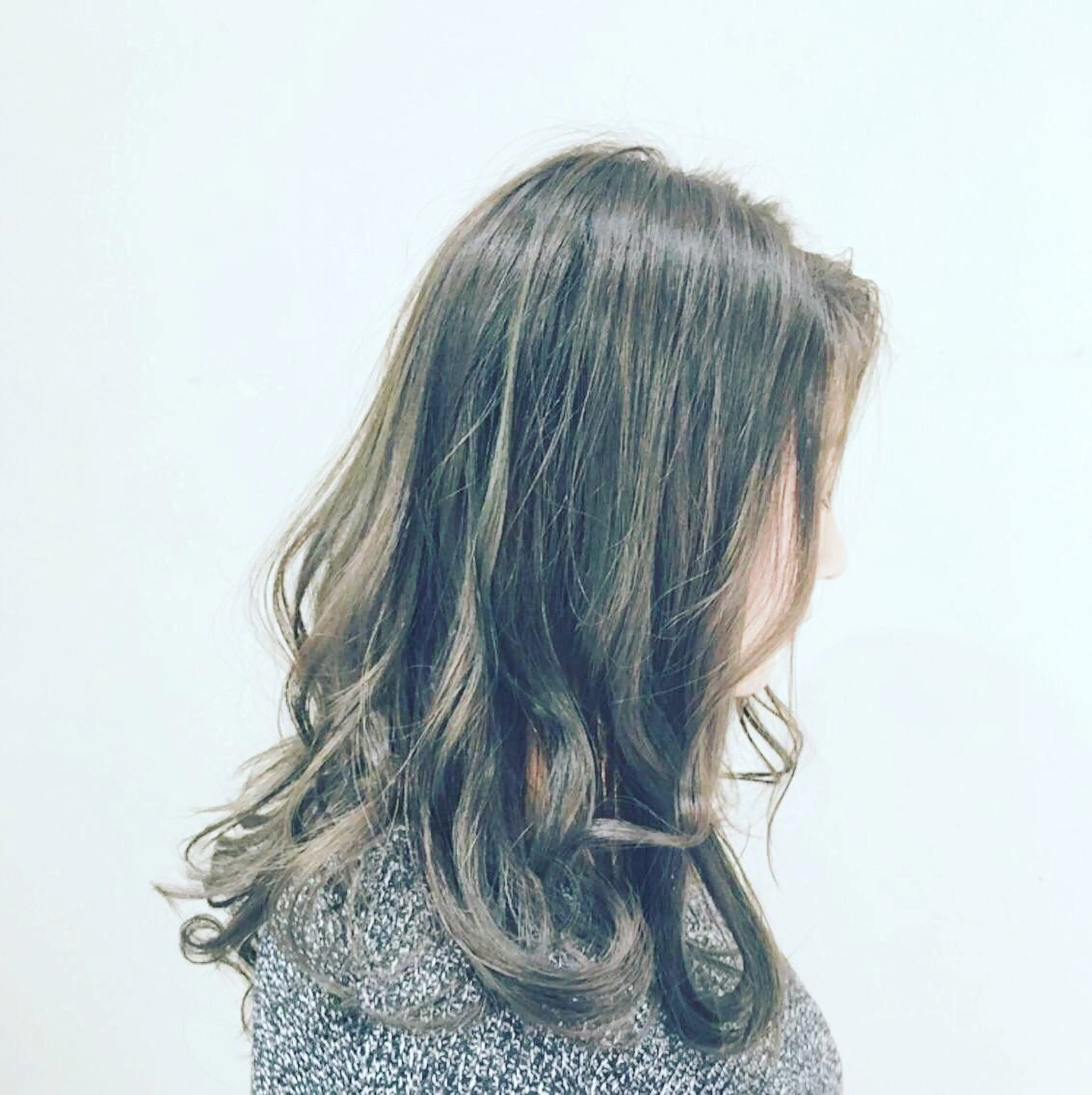 ロング カラー trip kano.のヘアスタイル