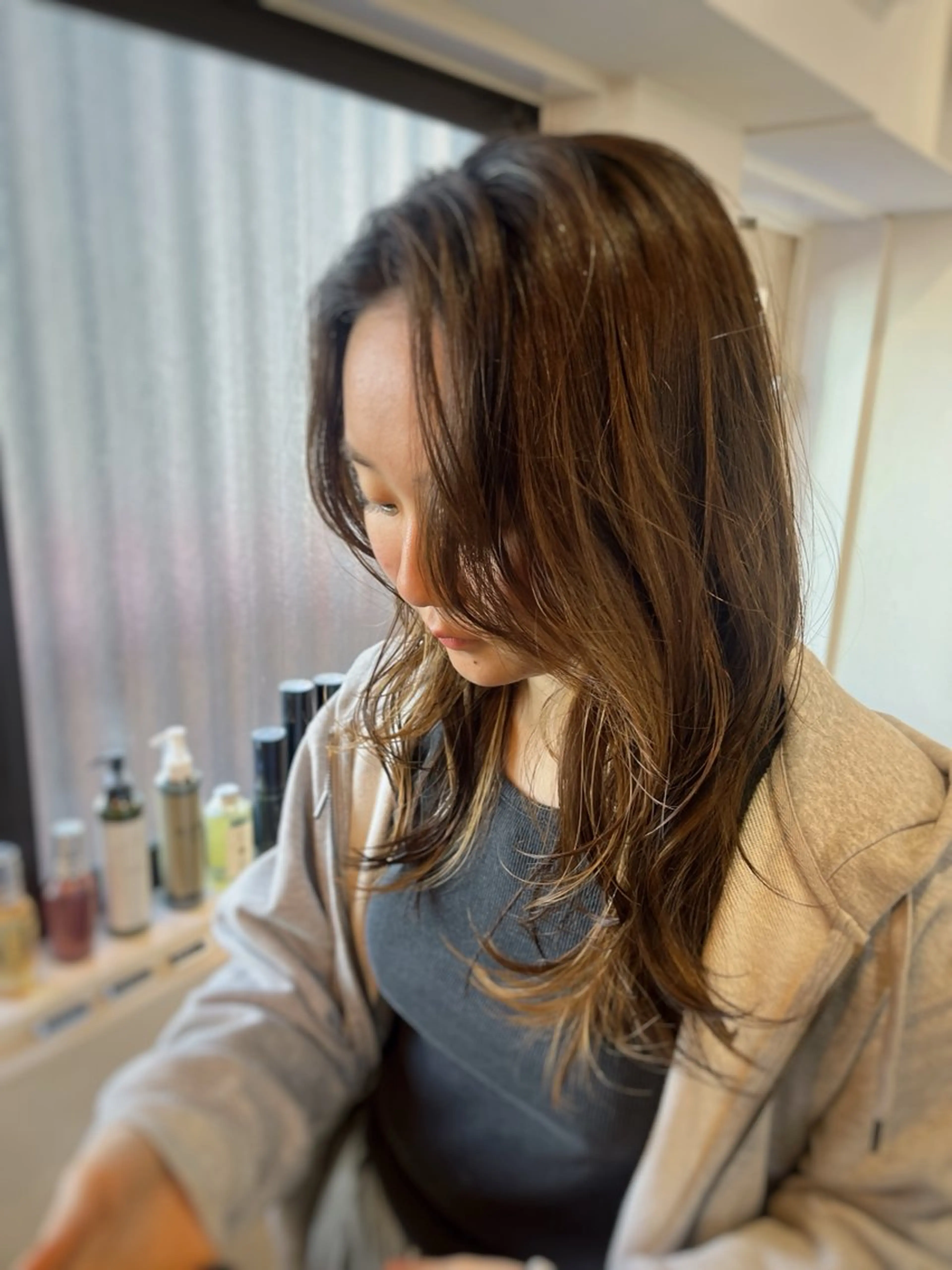 ロング レイヤーカット CLOVE所属・下石怜子/レイヤー/ 透明感カラーのヘアスタイル