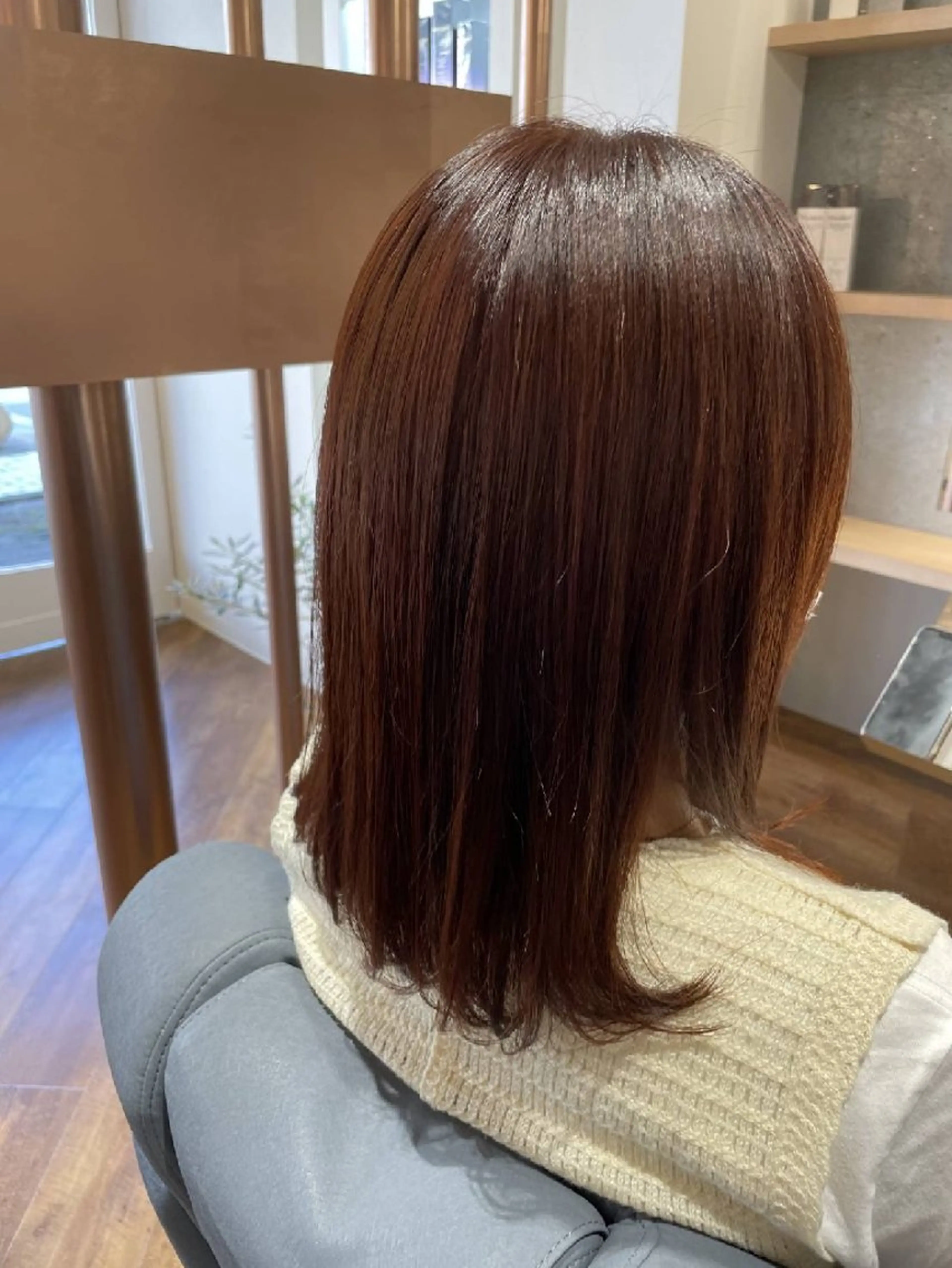 ミディアム カラー 近森 美帆[モーラ高石店]のヘアスタイル