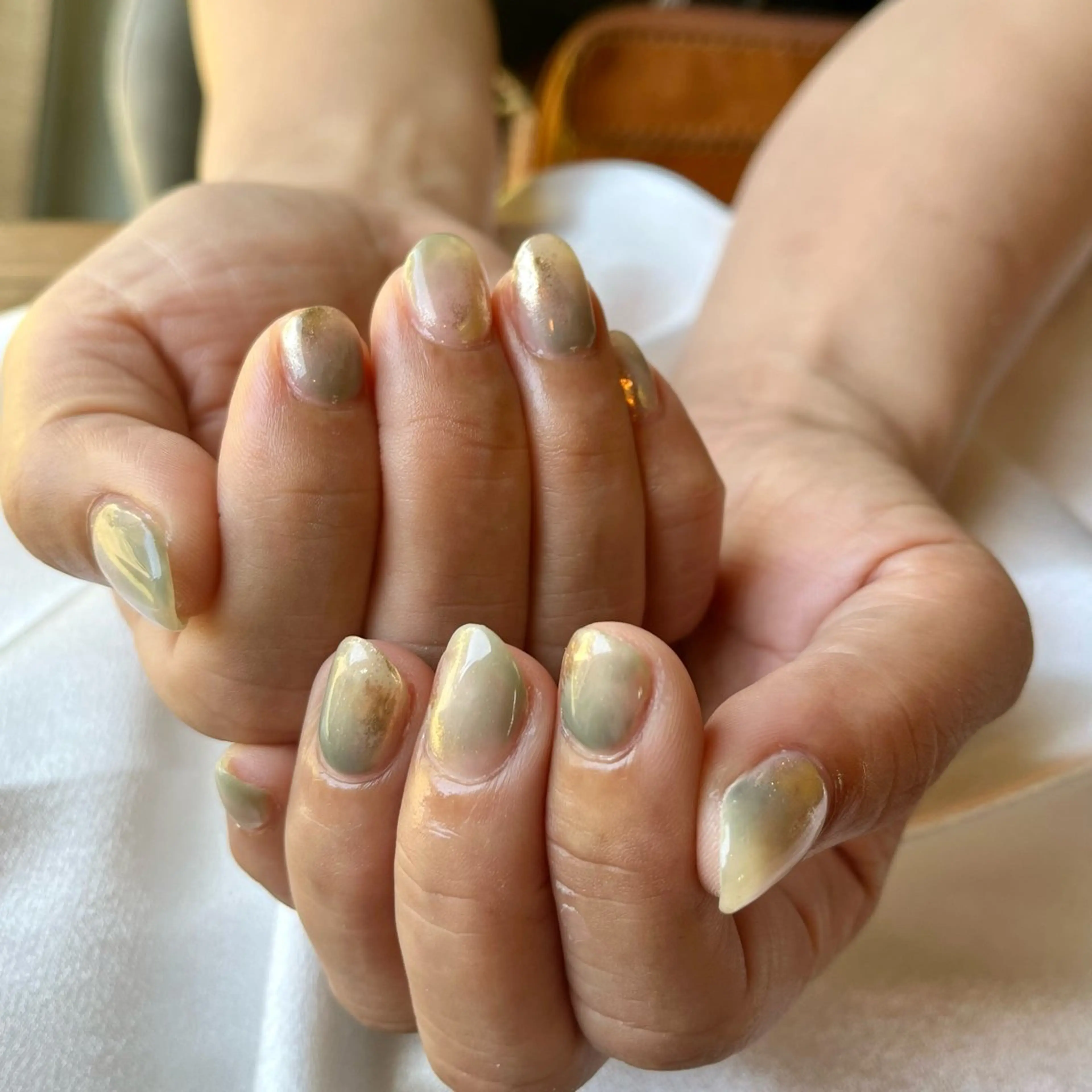 ネイル グリーン ニュアンスネイル ハンドネイル nail room Hotori.のネイルデザイン