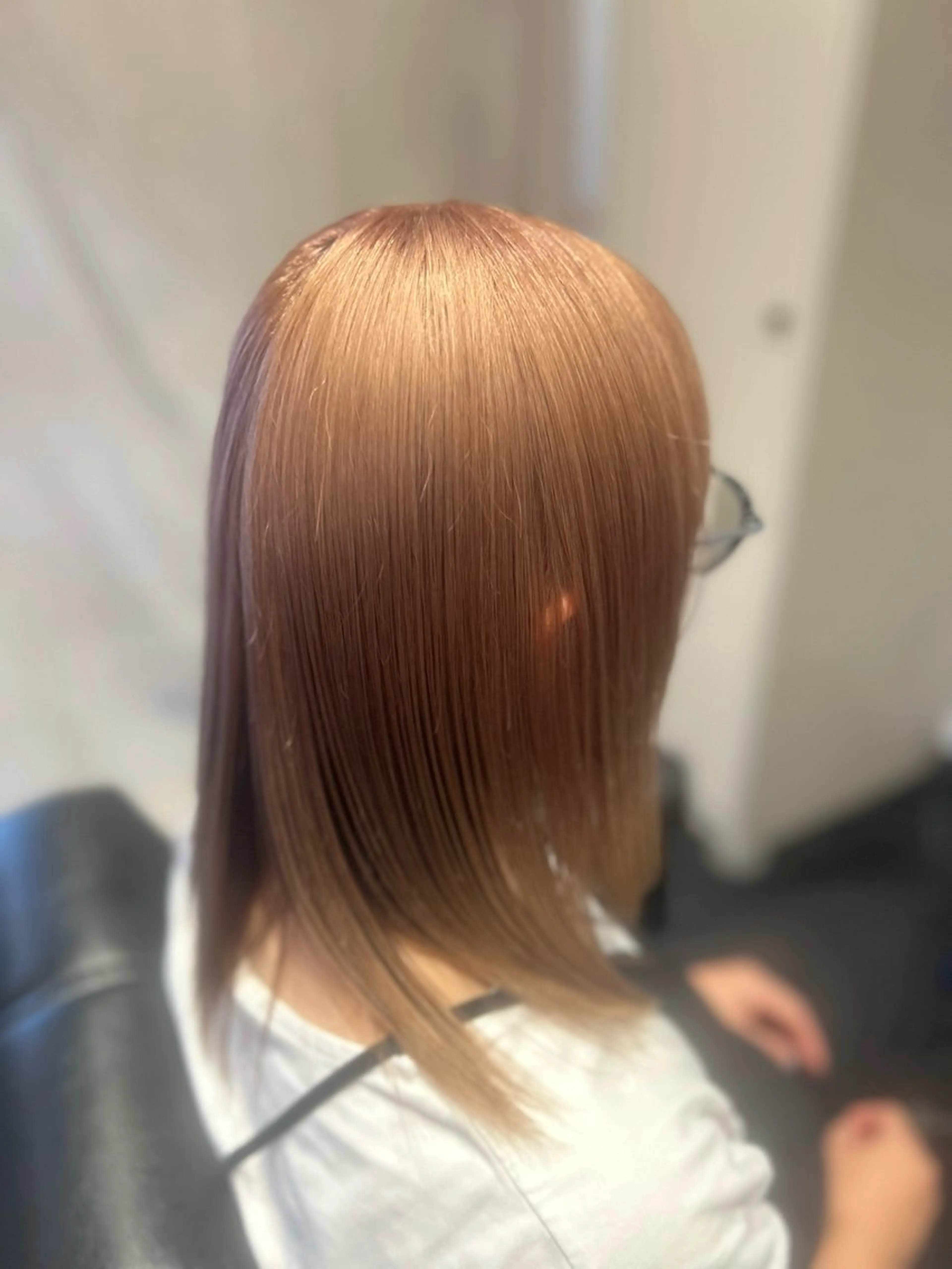 セミロング カット 縮毛矯正 トリートメント ヘッドスパ Terra hair makeのヘアスタイル
