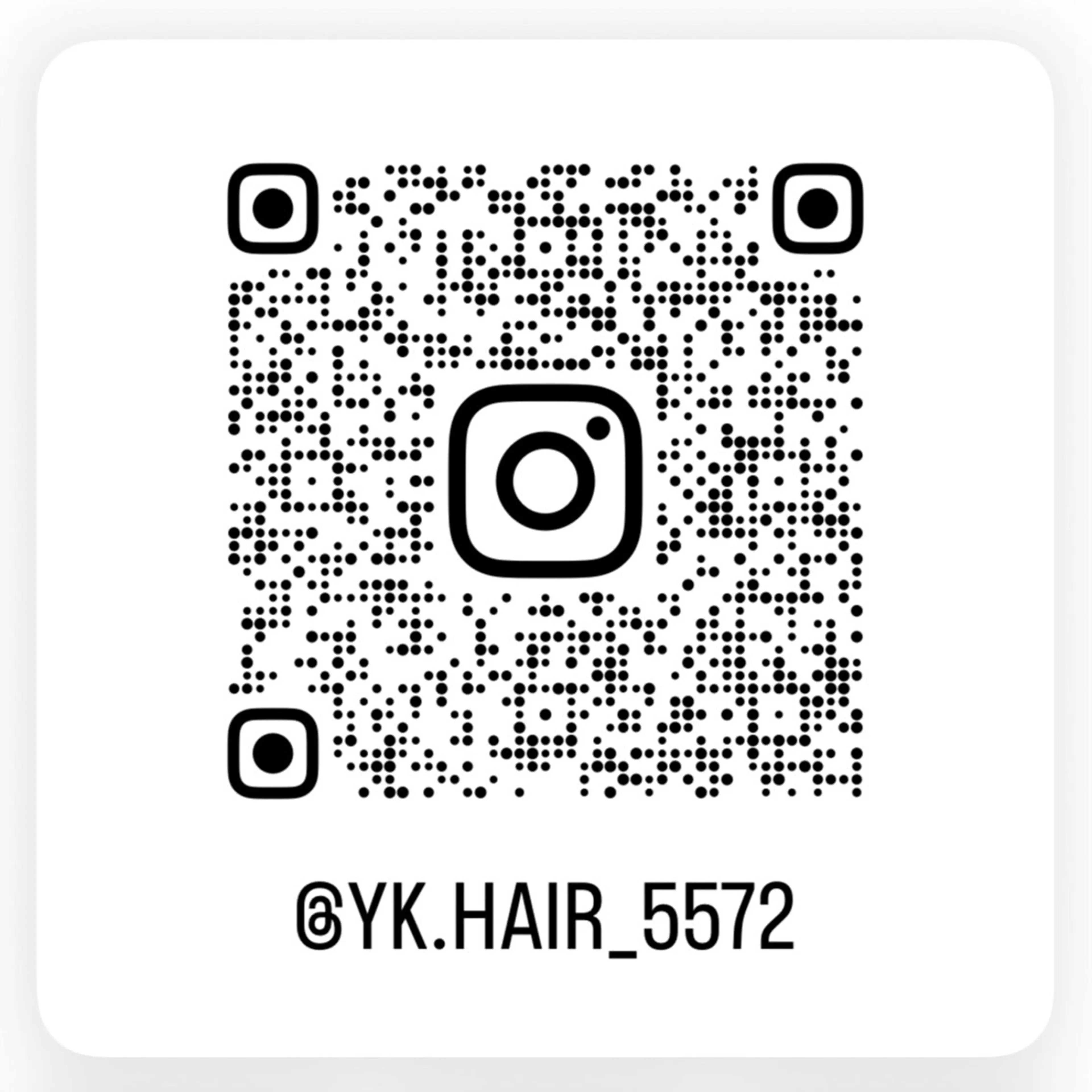 YUSUKE (ユウスケ)のヘアスタイル