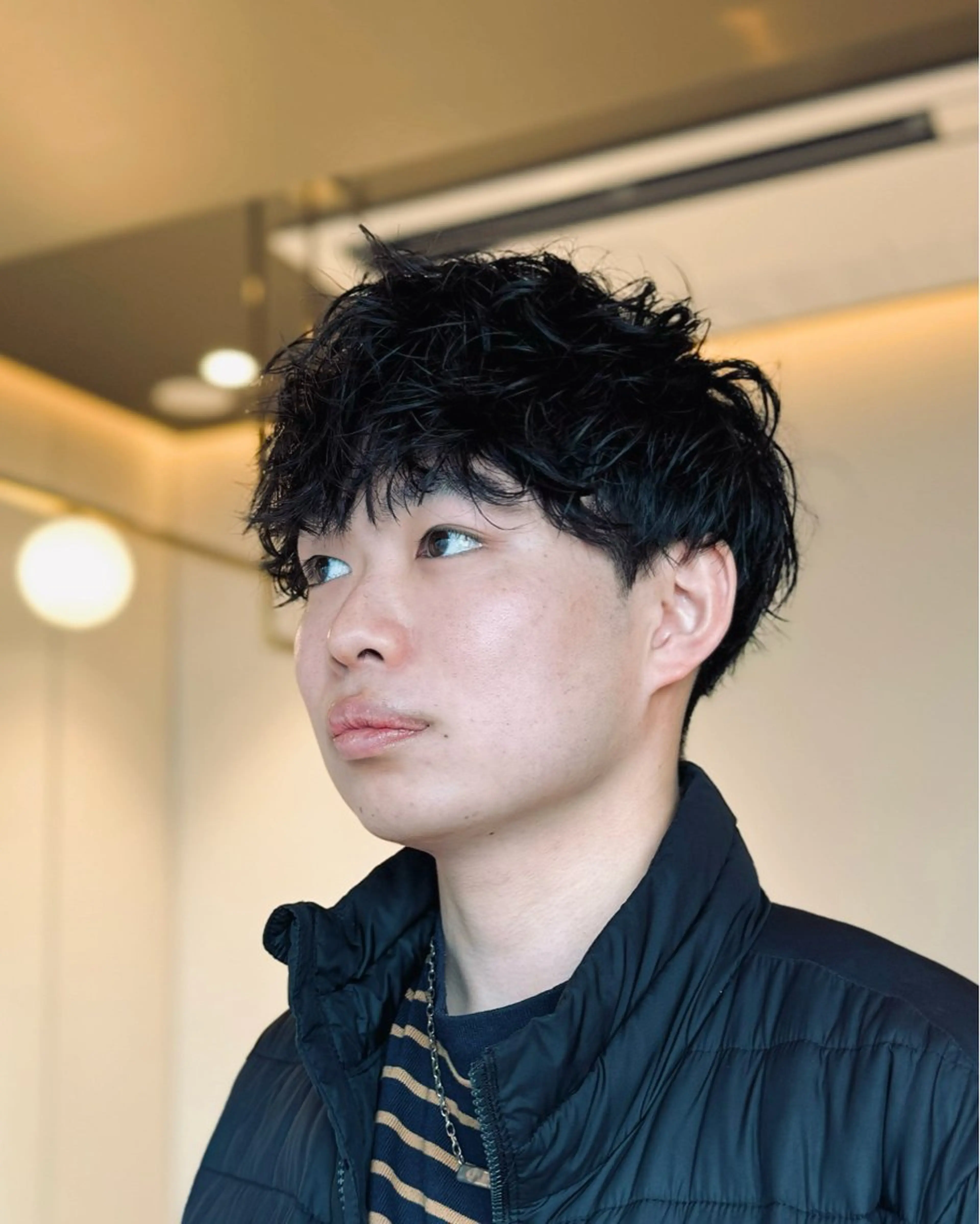 ショート パーマ メンズ 丸山 航輝のヘアスタイル