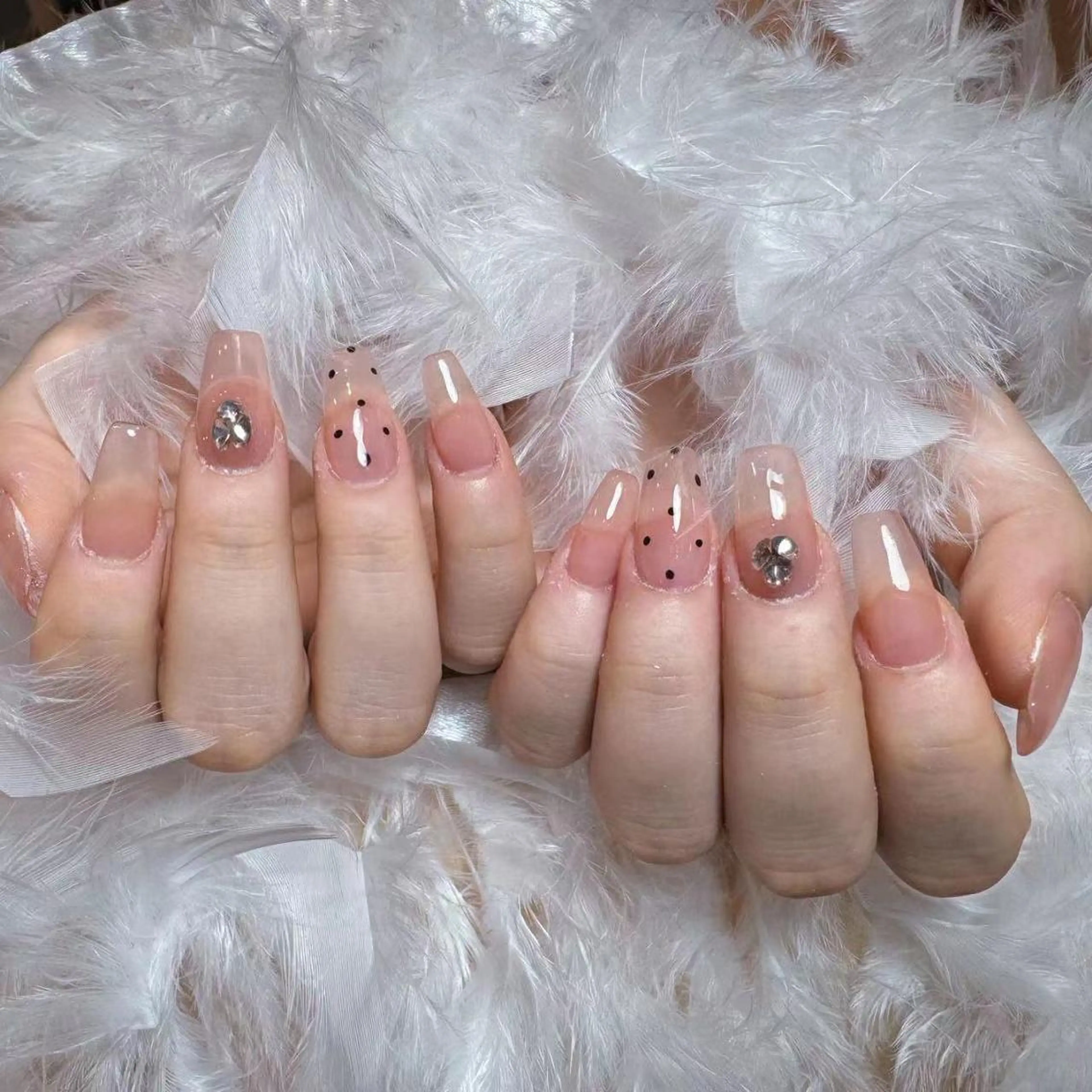 ネイル ハンドネイル ハンドケア Plenty 🚢のネイルデザイン