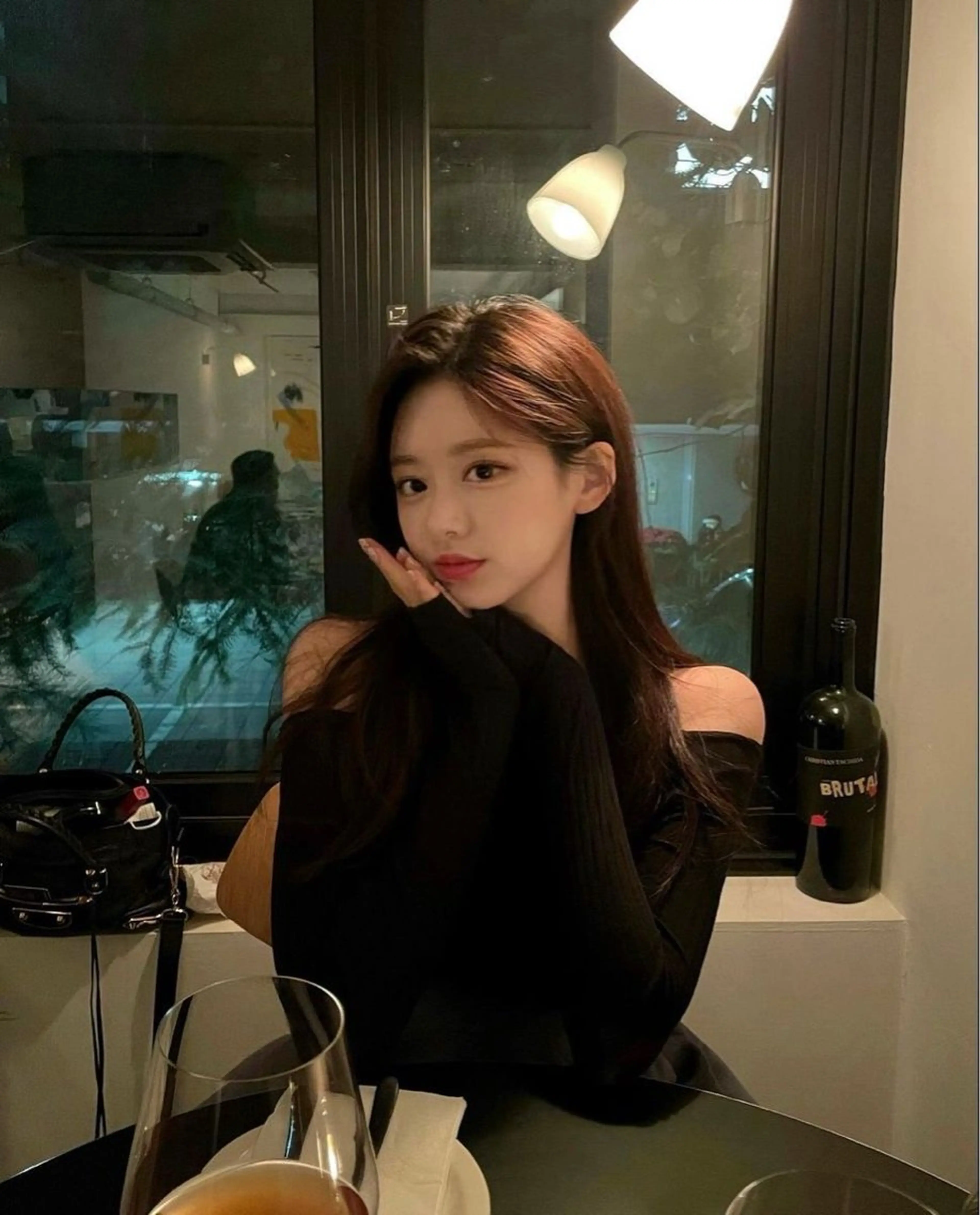 ロング カラー カット ヘアカラー トリートメント 莉乃/縮毛矯正/髪質 改善/艶カラーのヘアスタイル