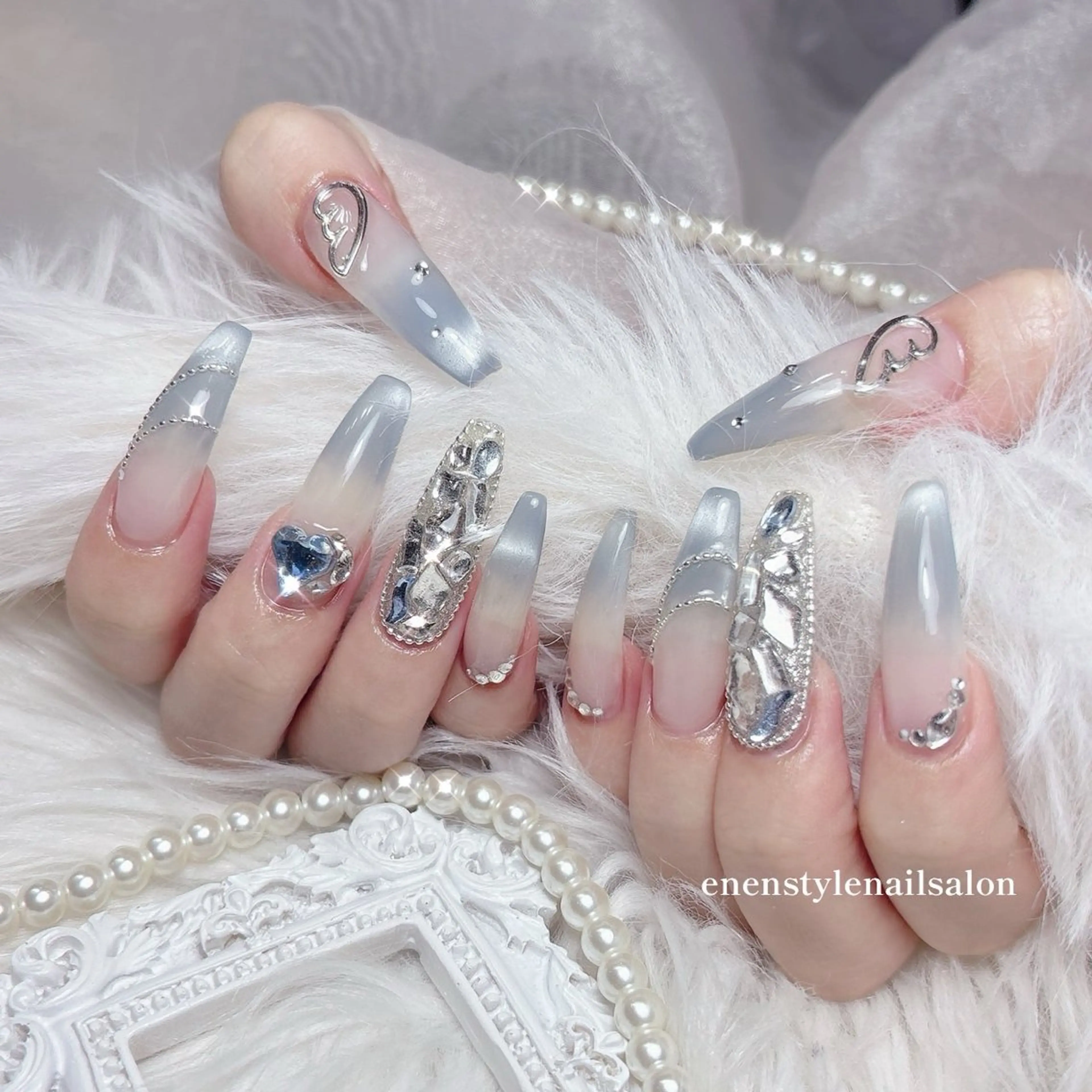 ネイル ハンドネイル 👑enen style👑のネイルデザイン