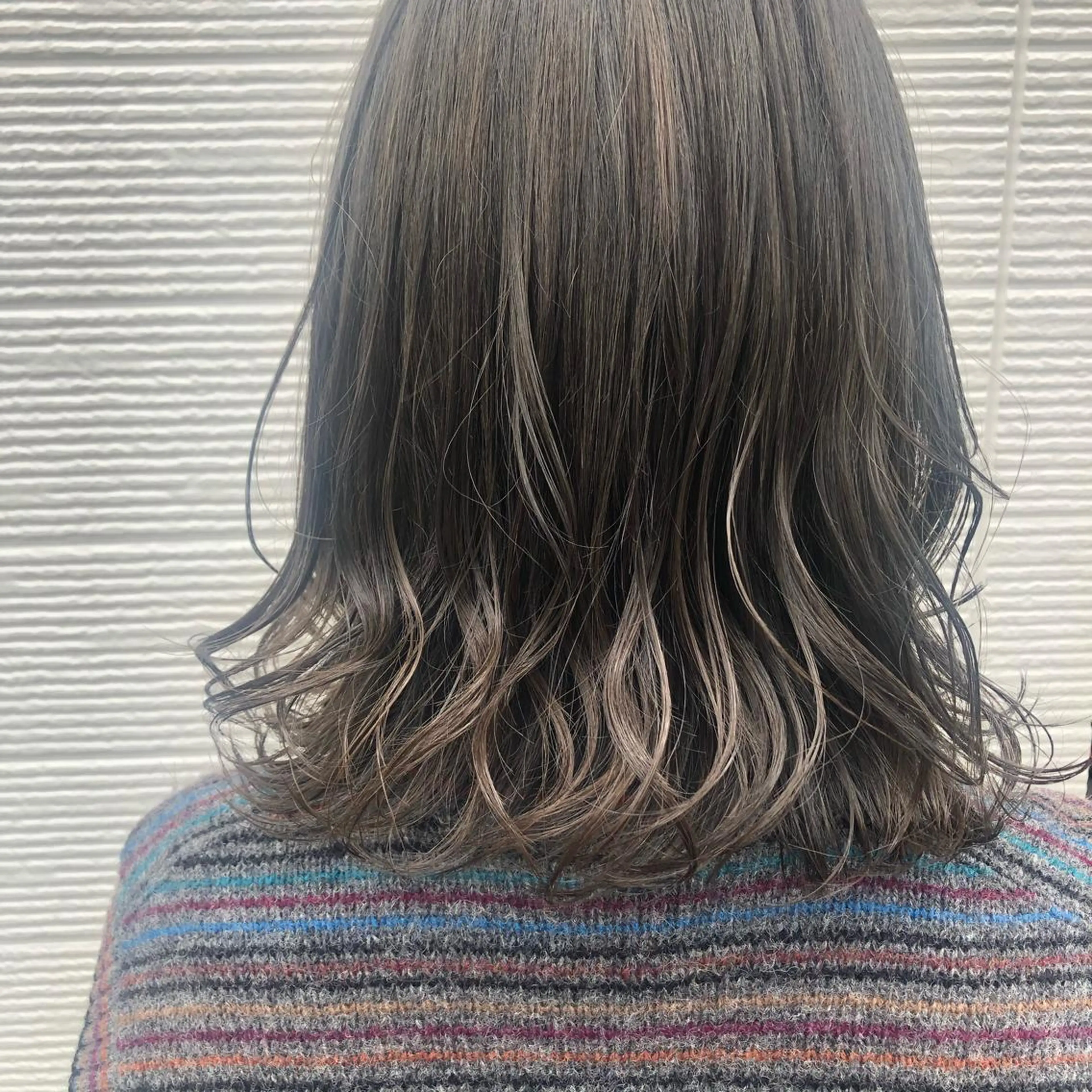 カラー オリーブカラー ヘアカラー トリートメント FERIAあべの KARINのヘアスタイル