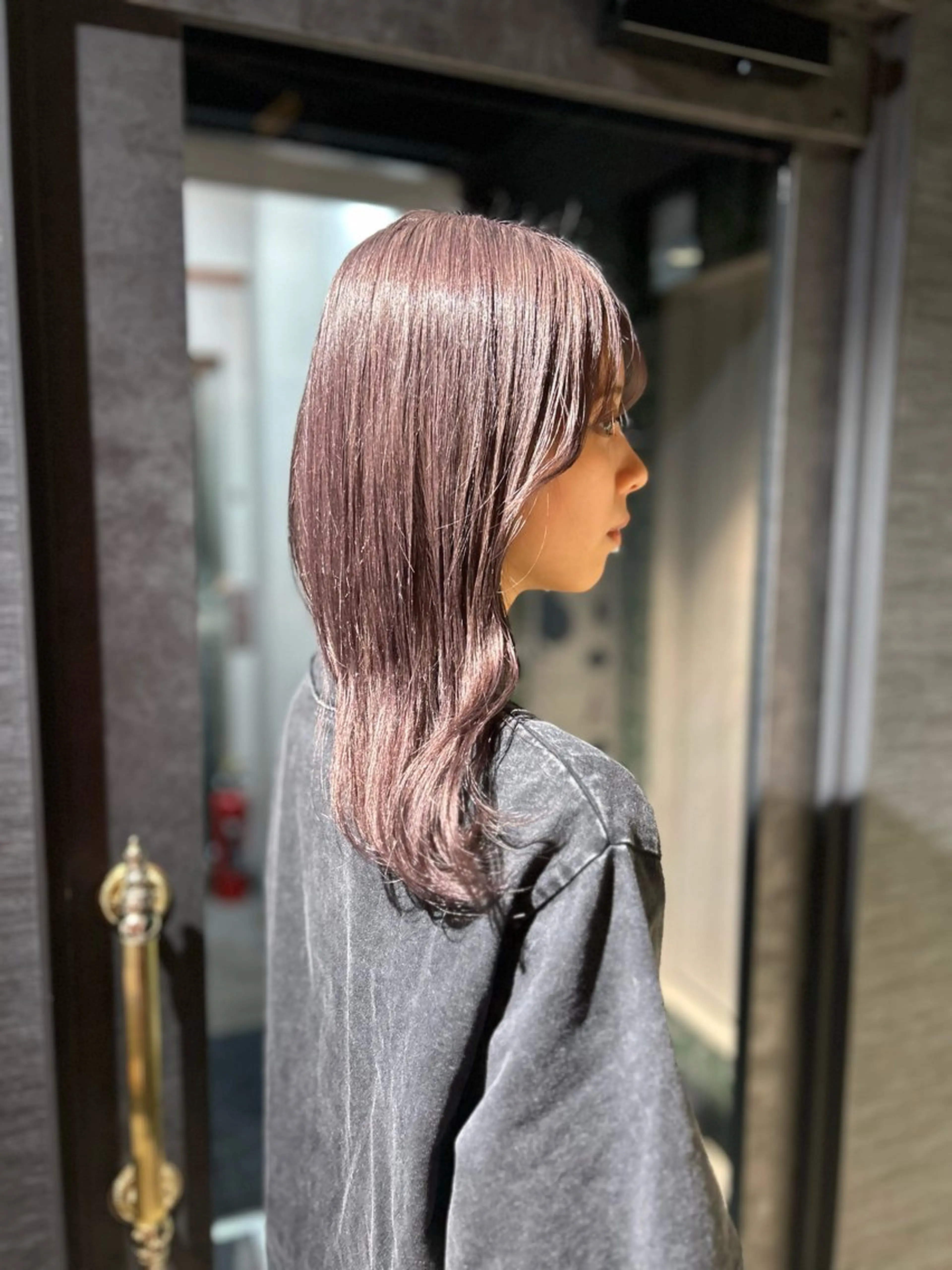 セミロング アッシュ 髪質改善 ヘアカラー 【髪質改善特化】 新宿/縮毛矯正/セラのヘアスタイル