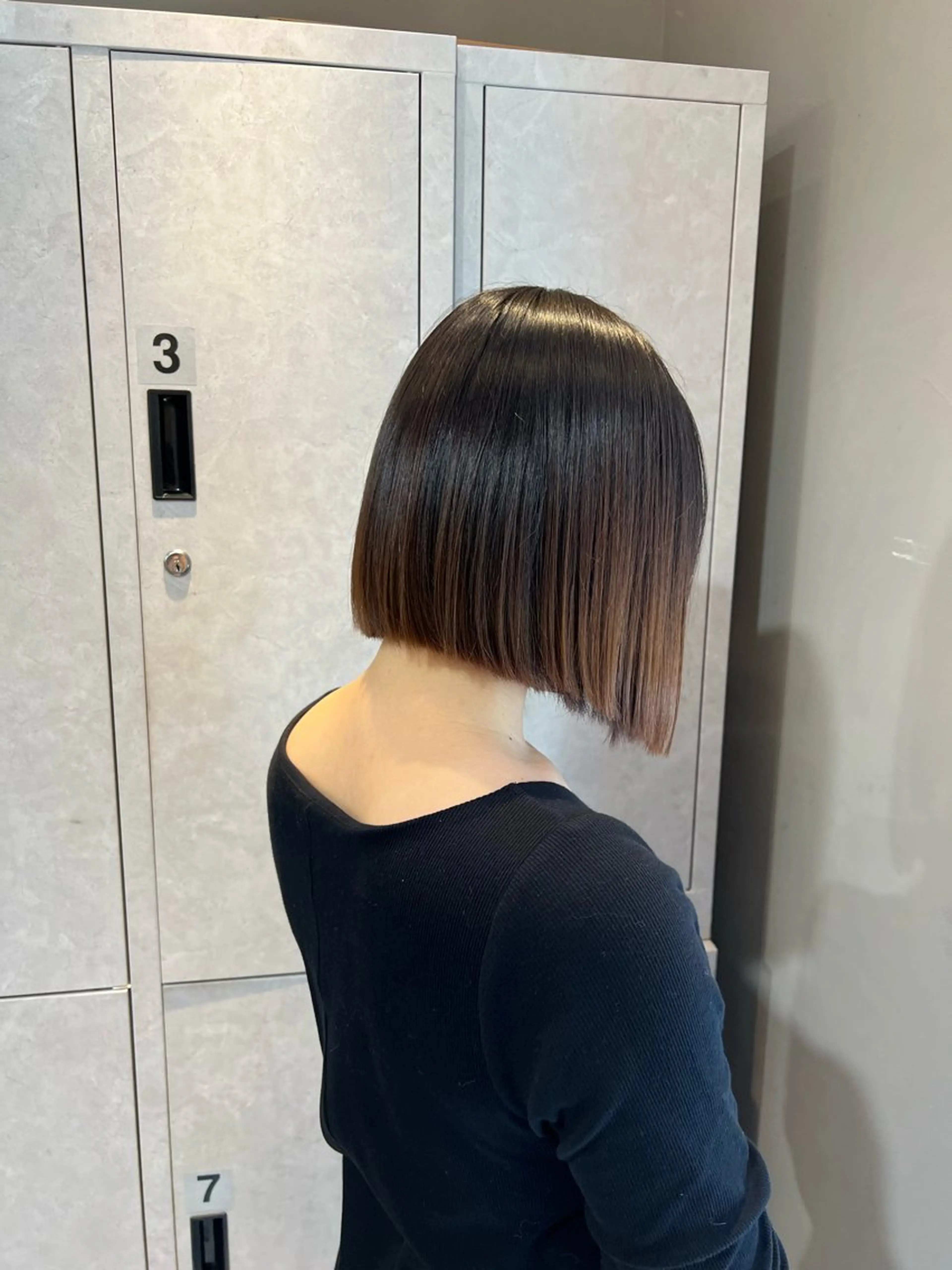 ショート ボブ 髪質改善 縮毛矯正 酸性ストレート 神戸ボブ✂️ ioe三宮/田 伸佳のヘアスタイル