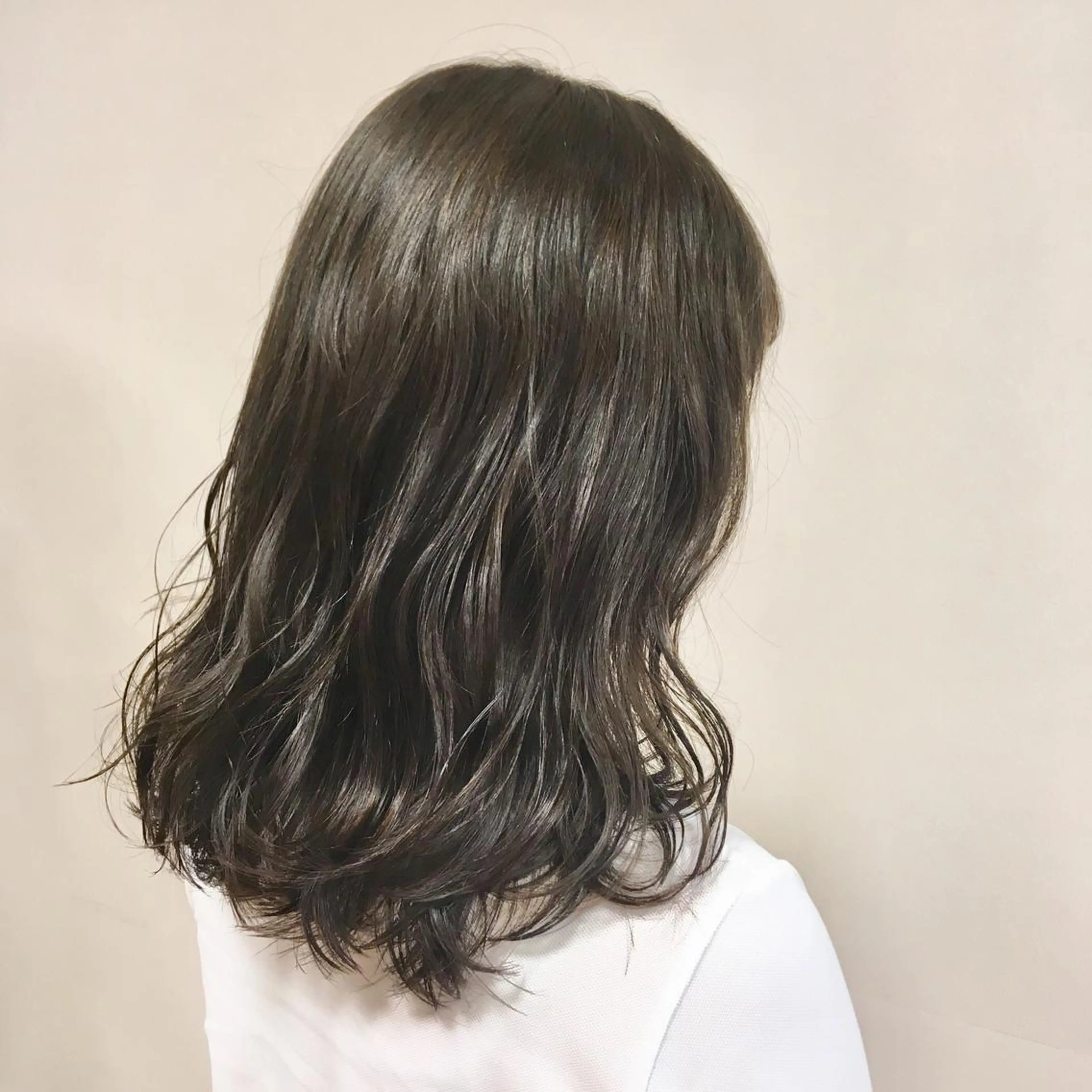 セミロング カラー パーマ ヘアアレンジ ヘアカラー トリートメント 【Sweep】おじま のぞみのヘアスタイル