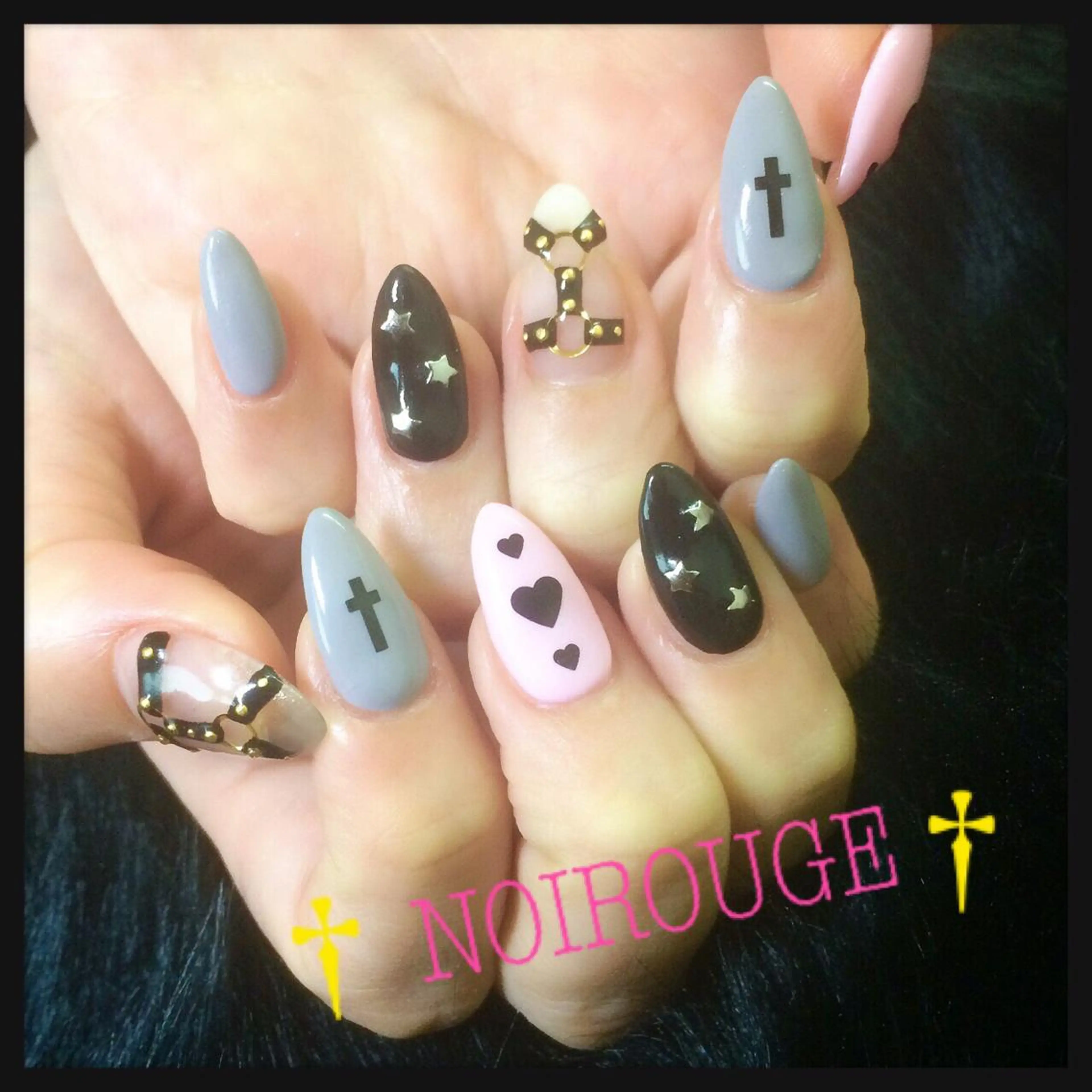 ネイル NOI ROUGEのネイルデザイン