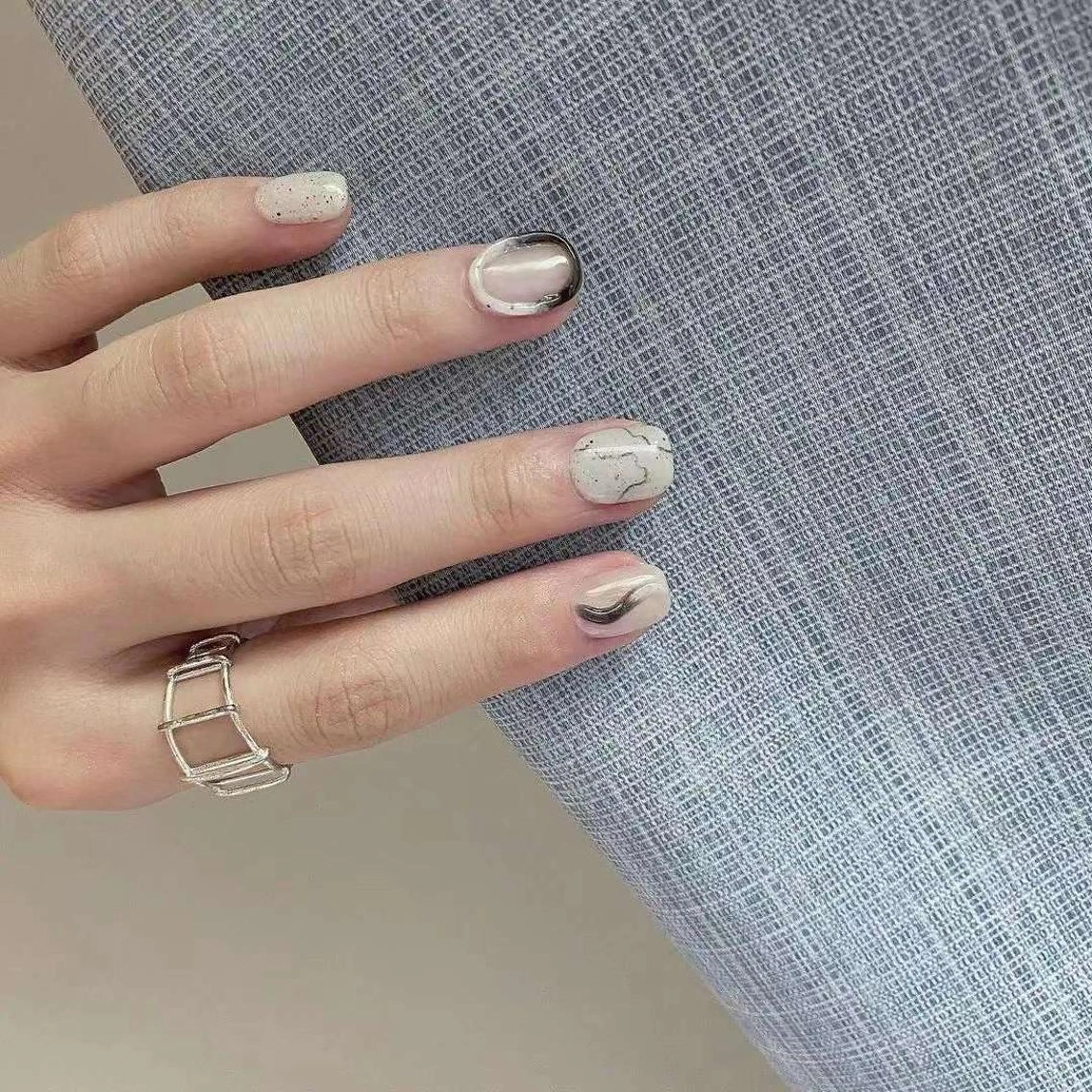 ネイル VIVIAN リサのネイルデザイン