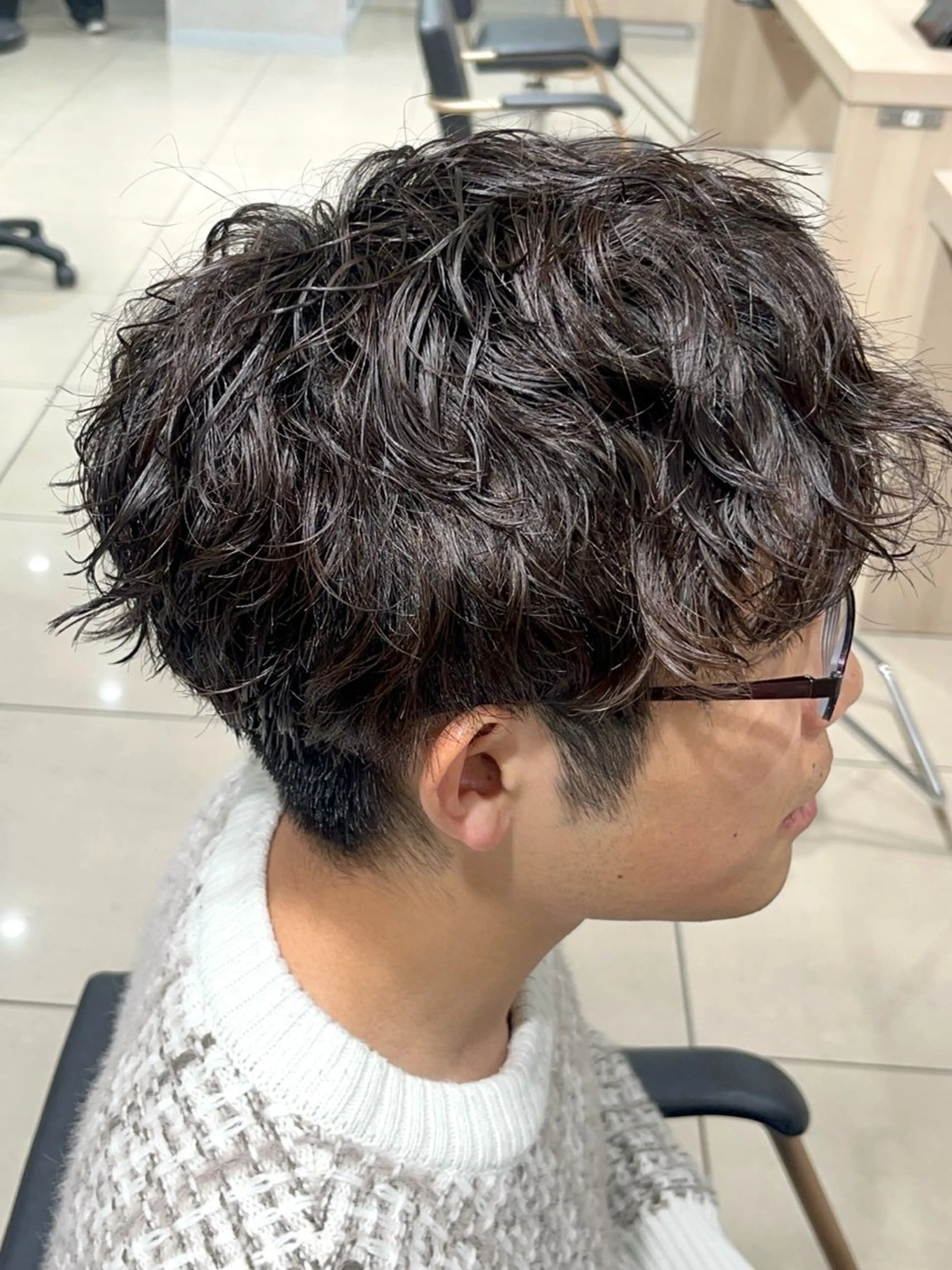 パーマ メンズ メンズパーマ ツイストスパイラルパーマ スパイラルパーマ カット パーマ 巖本 真希のヘアスタイル