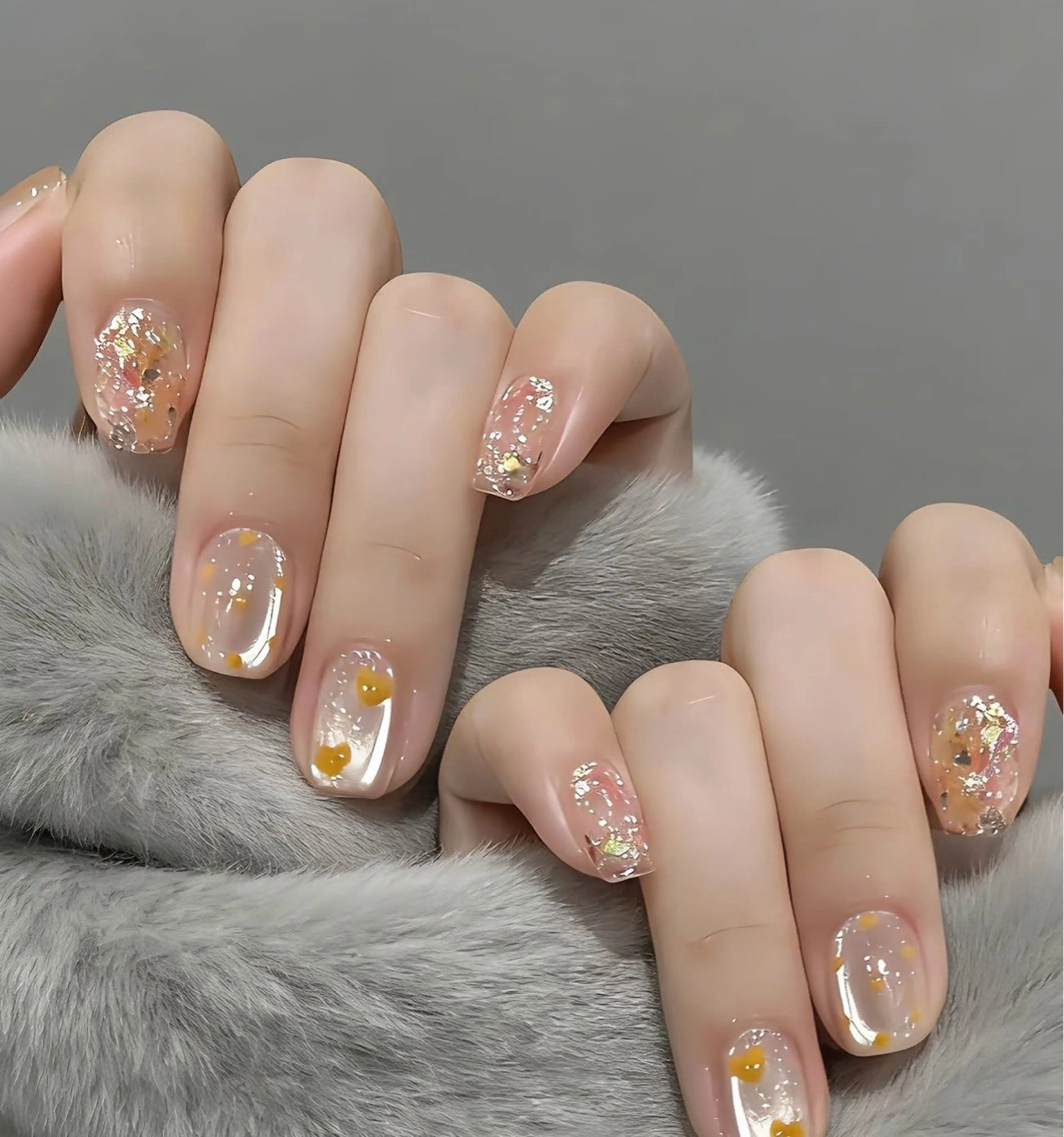 ネイル U +のネイルデザイン