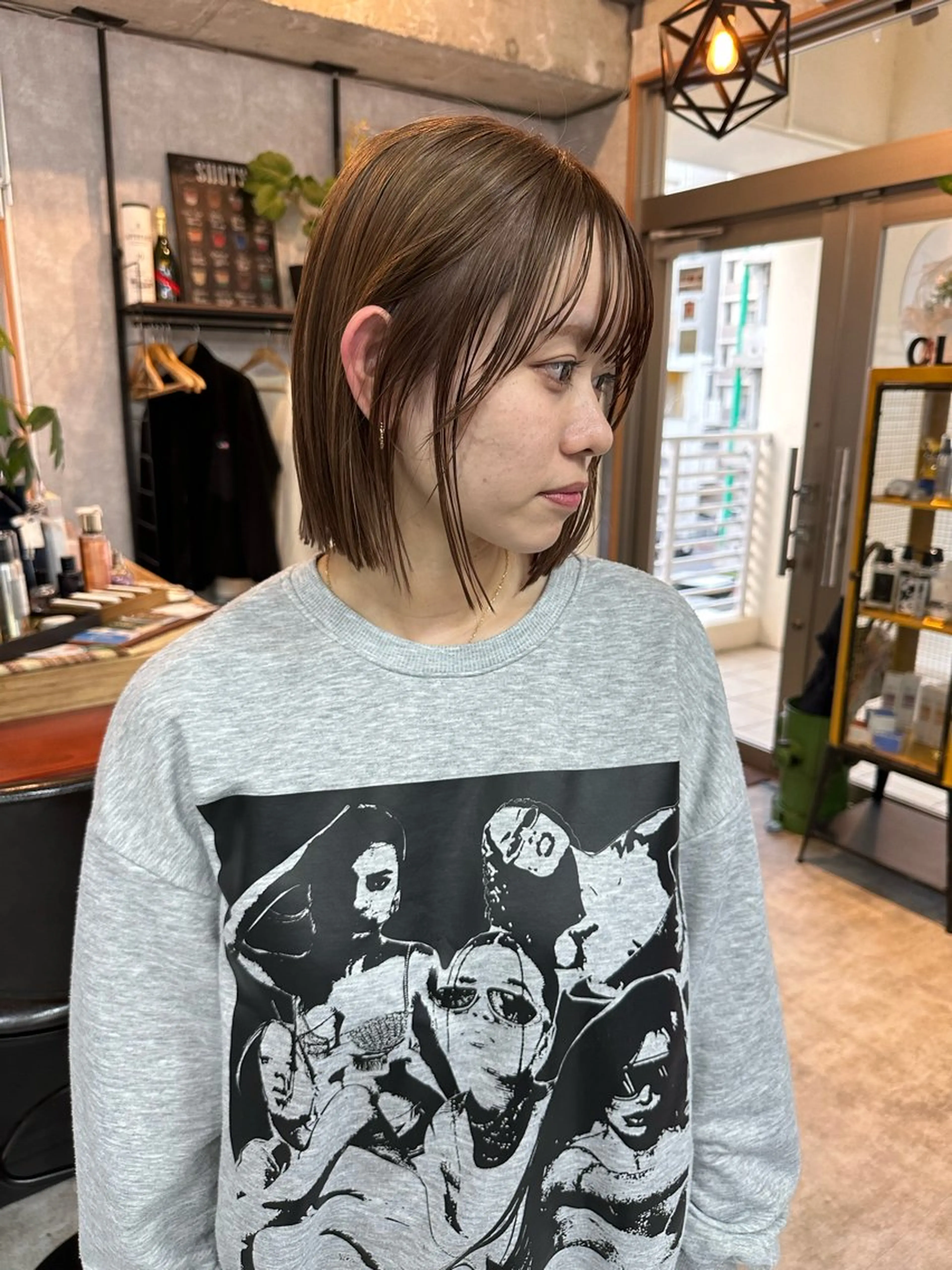 ショート 切りっぱなしボブ ショートボブ ハンサムショート 丸みショート ボブ カット ヘアカラー トリートメント モテ髪/ボブ/ショー ト/アダチフウトのヘアスタイル