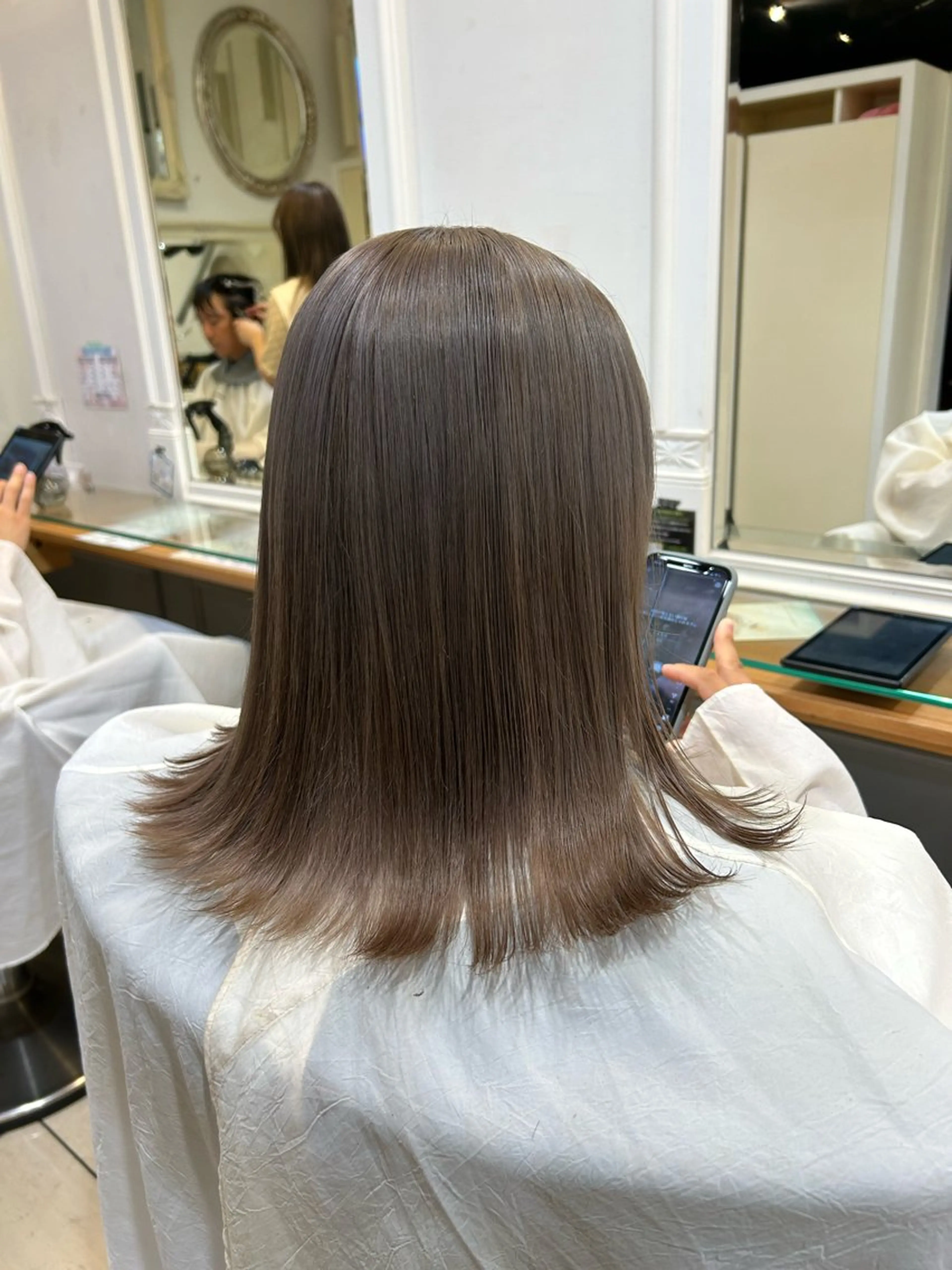 カラー ベージュカラー 柔らかい質感とカラー /moekaのヘアスタイル
