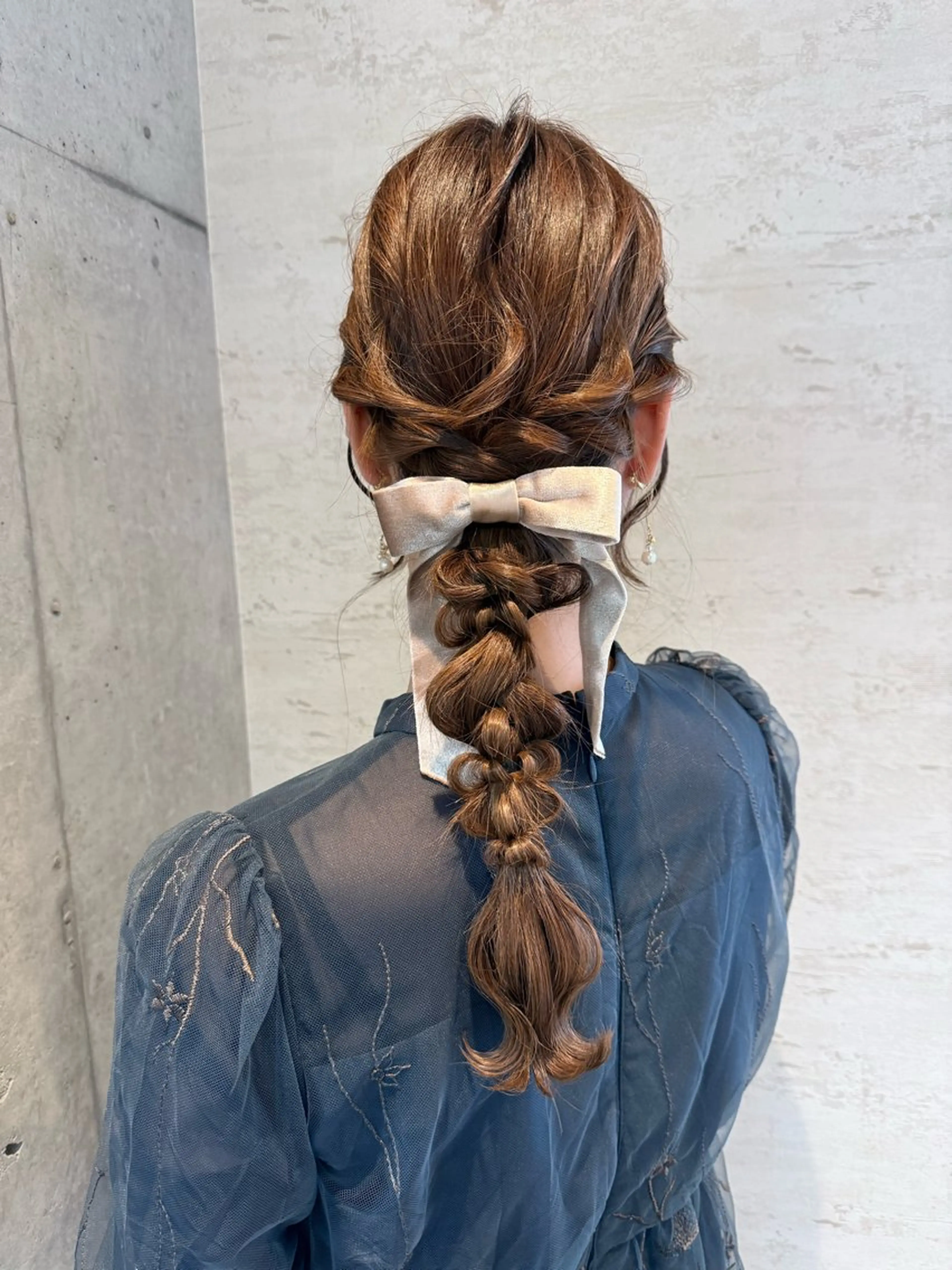 ロング ヘアアレンジ 女性に人気♪ はやしほのかのヘアスタイル