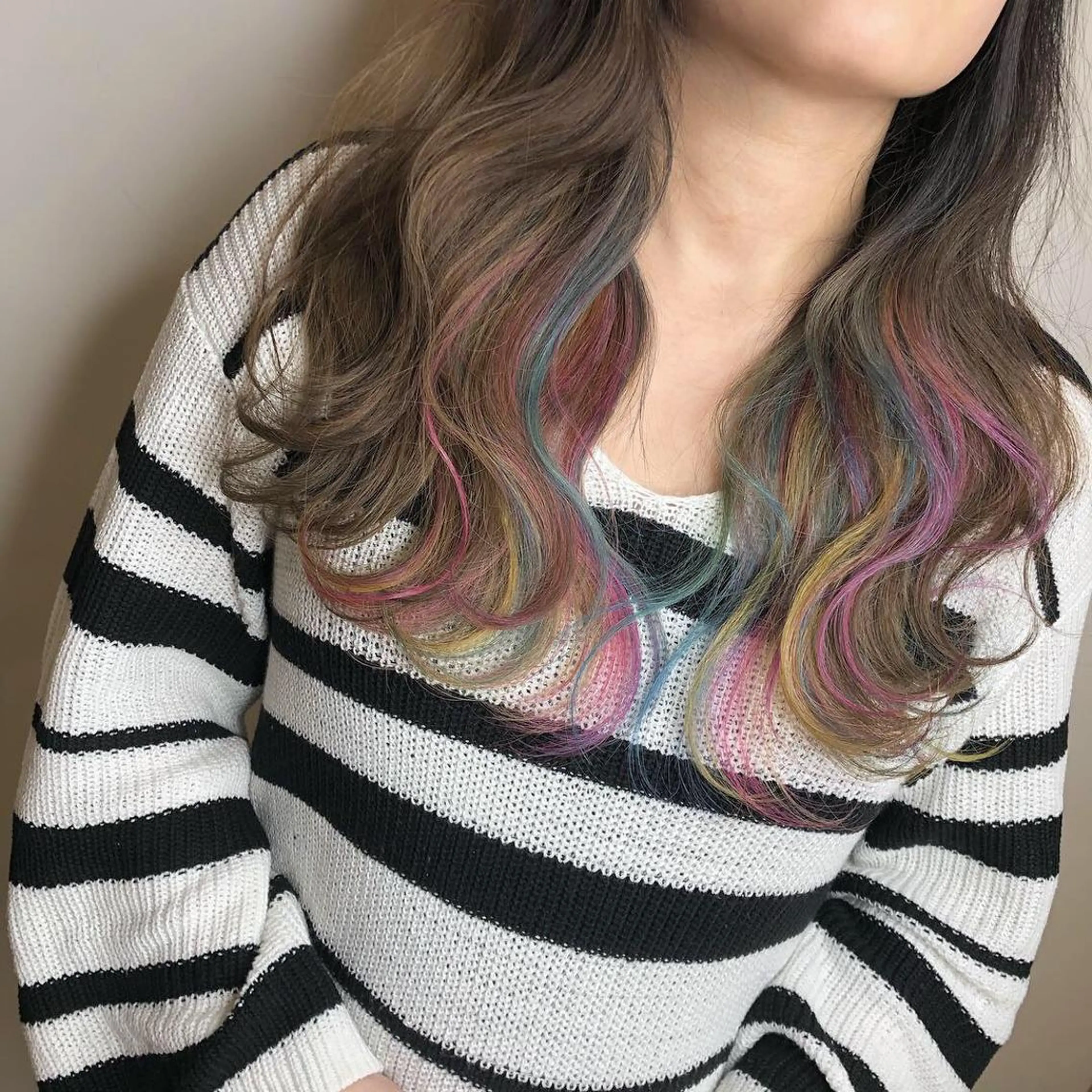 ミディアム カット ヘアカラー トリートメント 髪質改善 カラー専門店のヘアスタイル