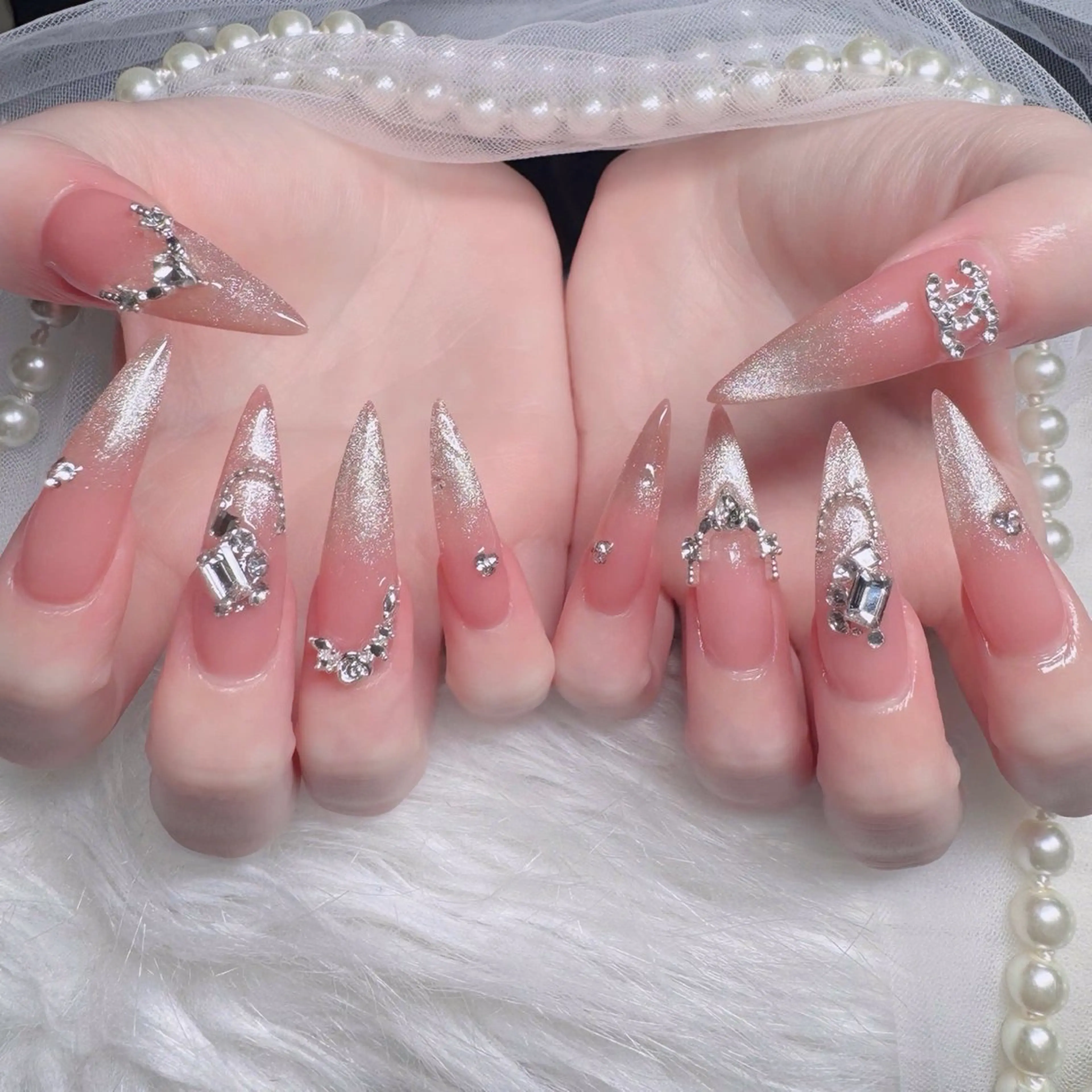 ネイル フレンチネイル ジェルネイル ハロウィン キラキラネイル 韓国ネイル ハンドネイル H.baby Nail Salonのネイルデザイン