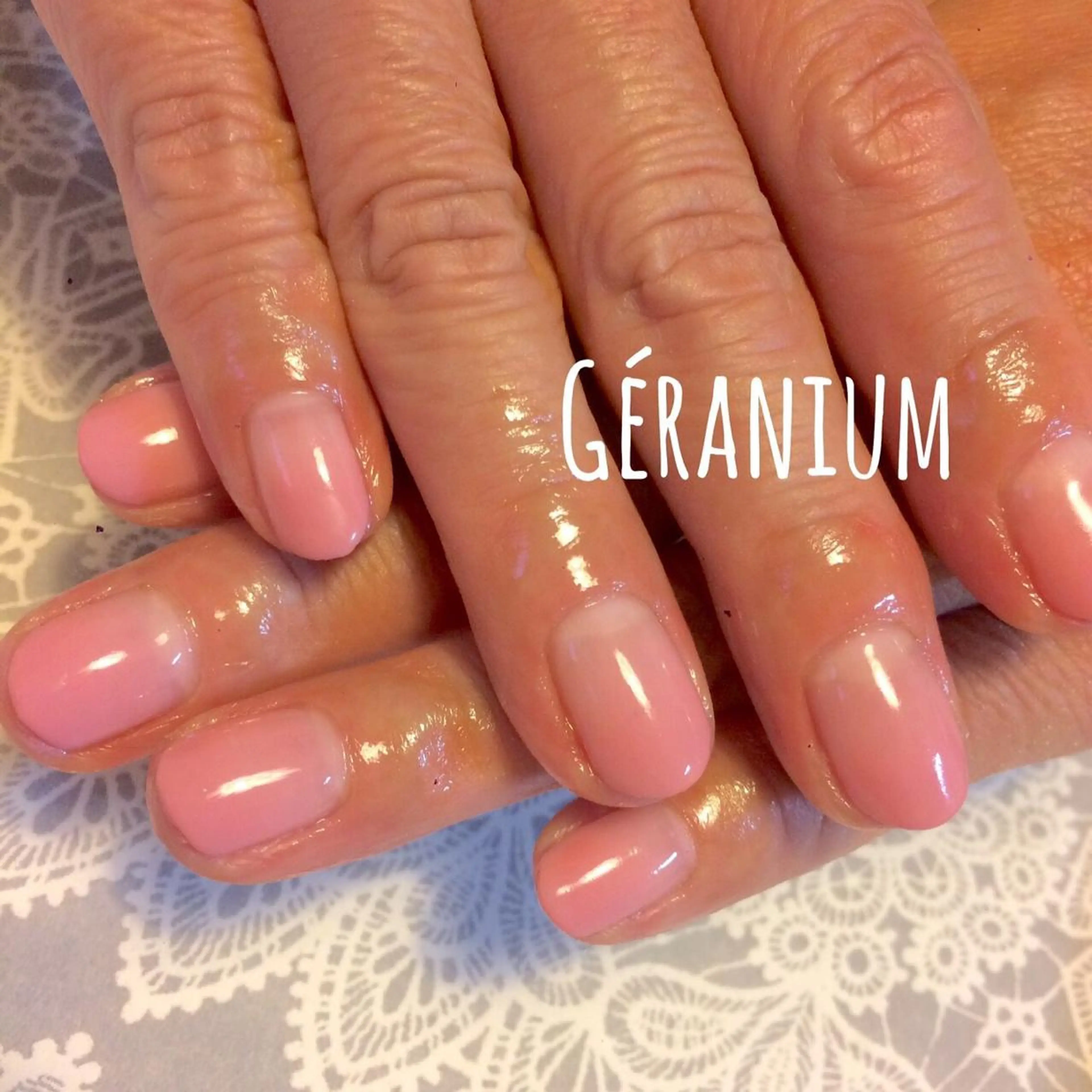 ネイル グラデーション GéRanium Harukaのネイルデザイン