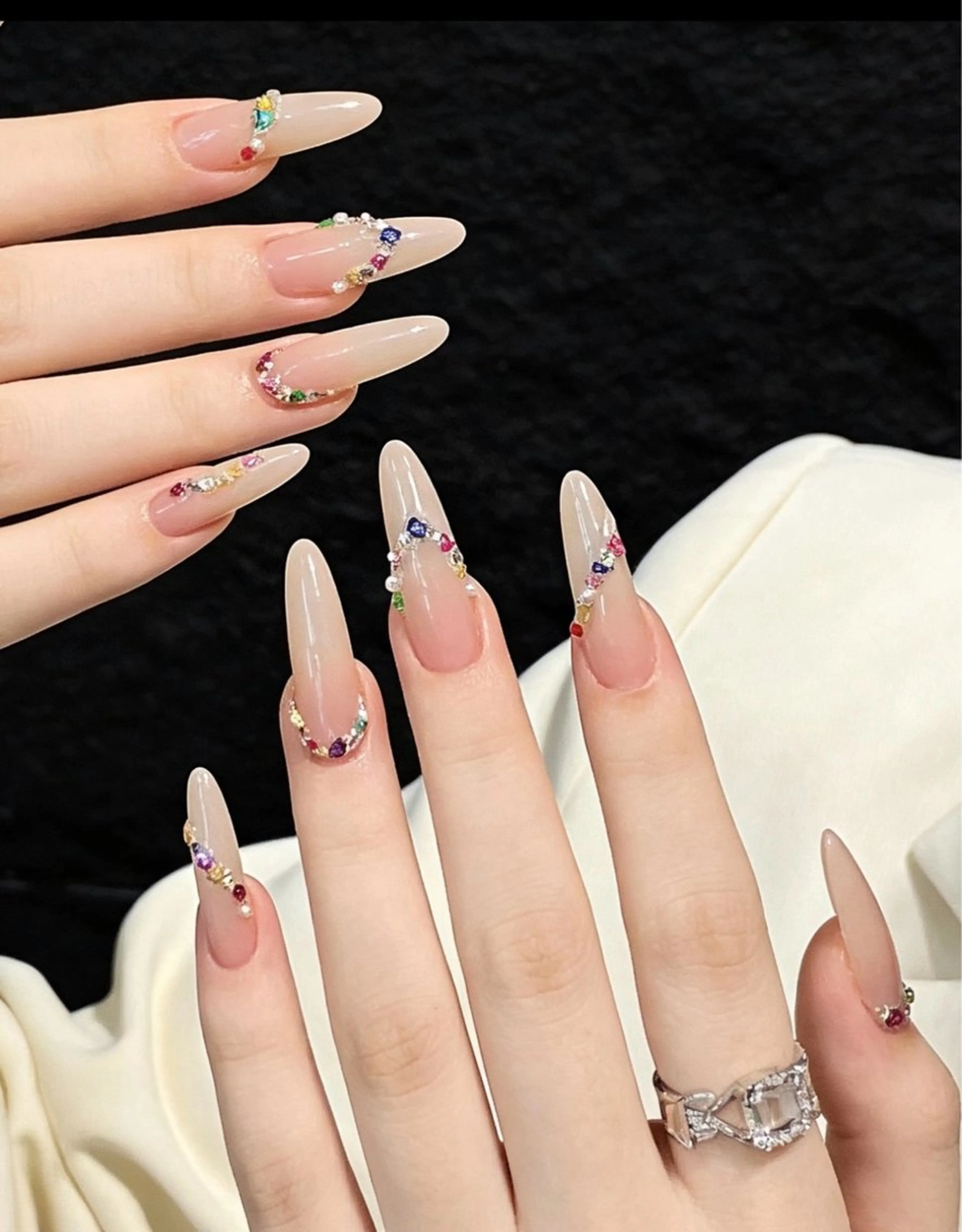 夏限定ストーン・パーツ120分つけ放題(全1000種類以上)の写真