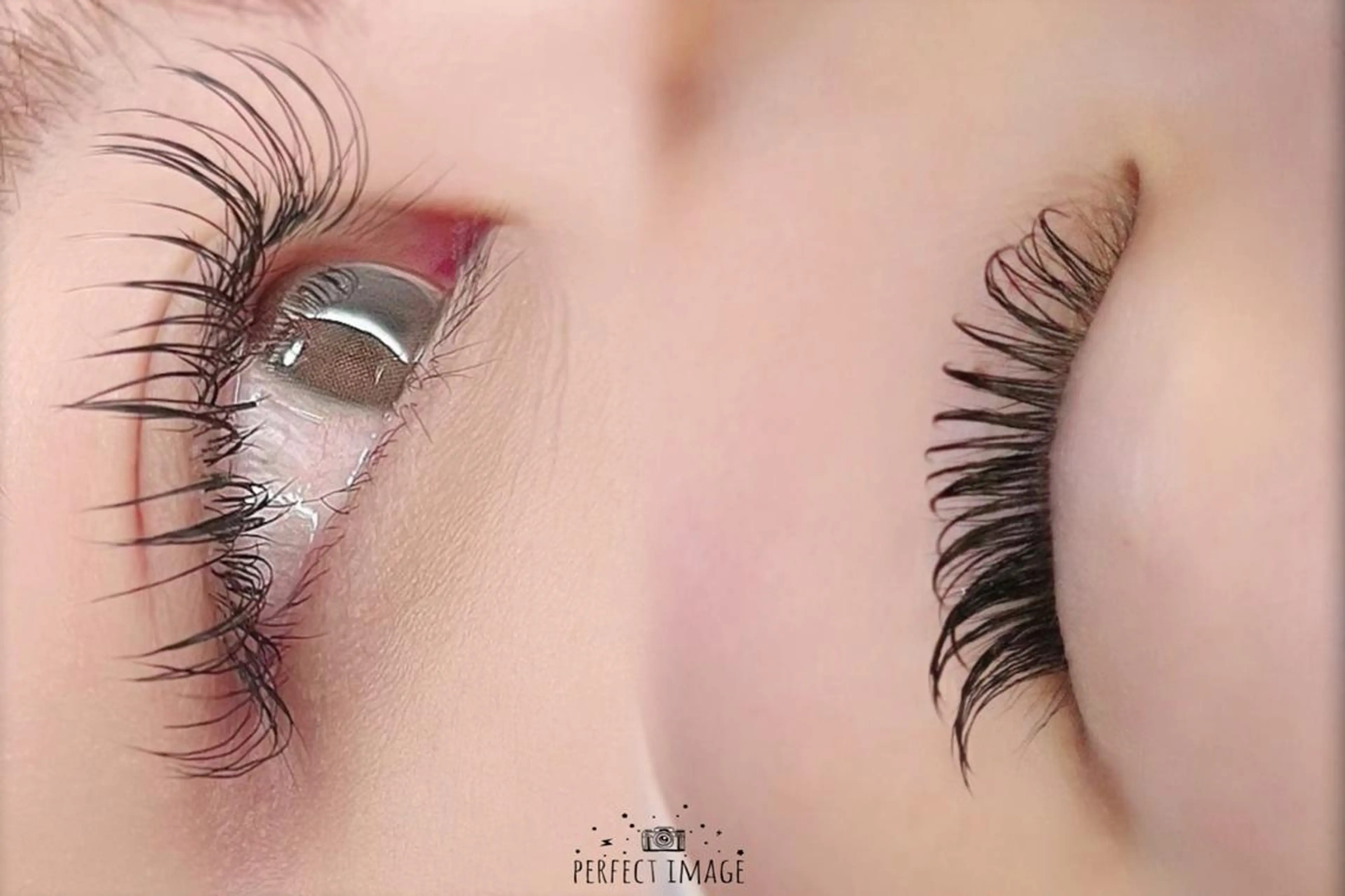 🌈フラットラッシュエクステ140本/オフ無料（再来他店オフ＋550）の写真