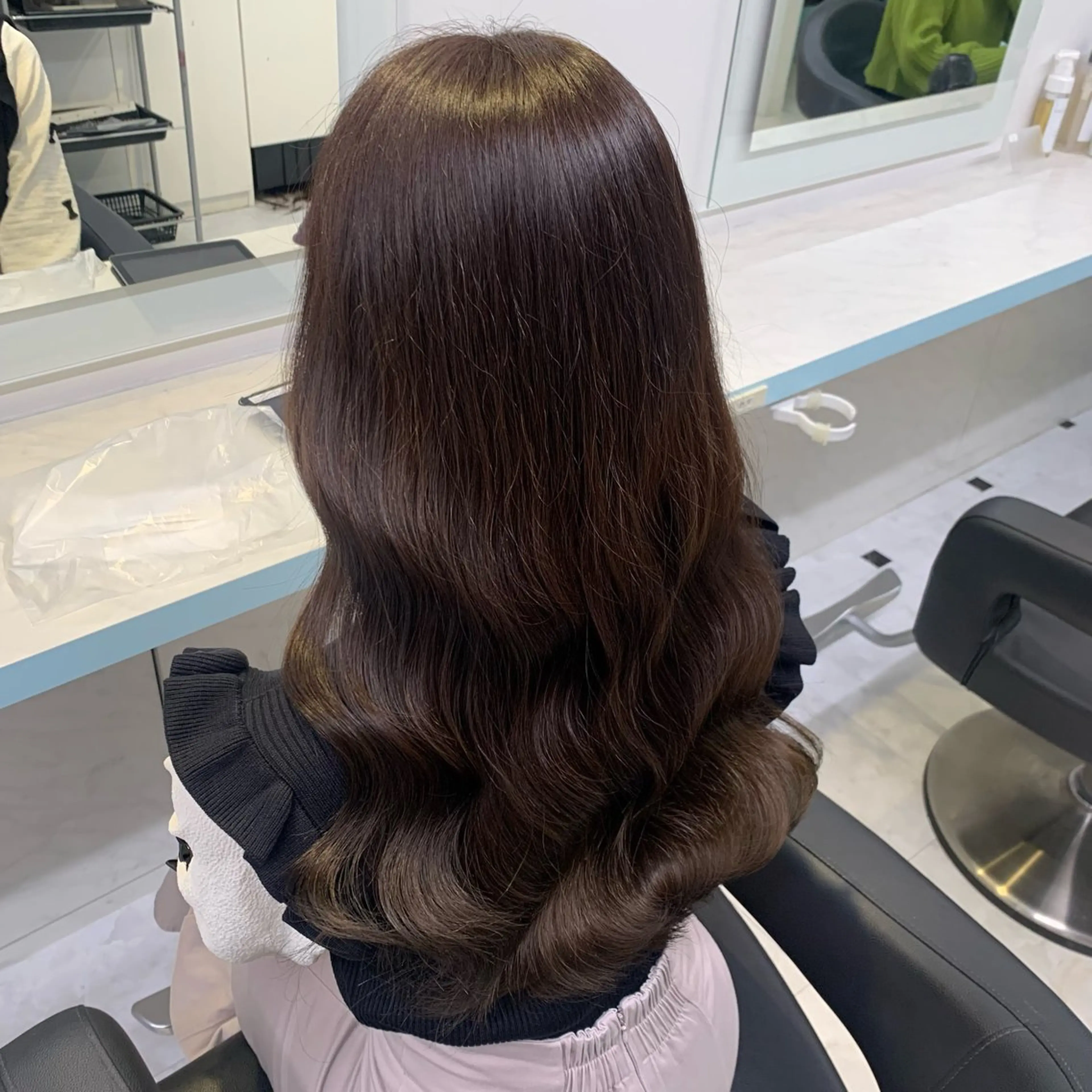 セミロング ヘアカラー 🤍大人っぽ韓国暗髪 🤍Asuka🤍のヘアスタイル