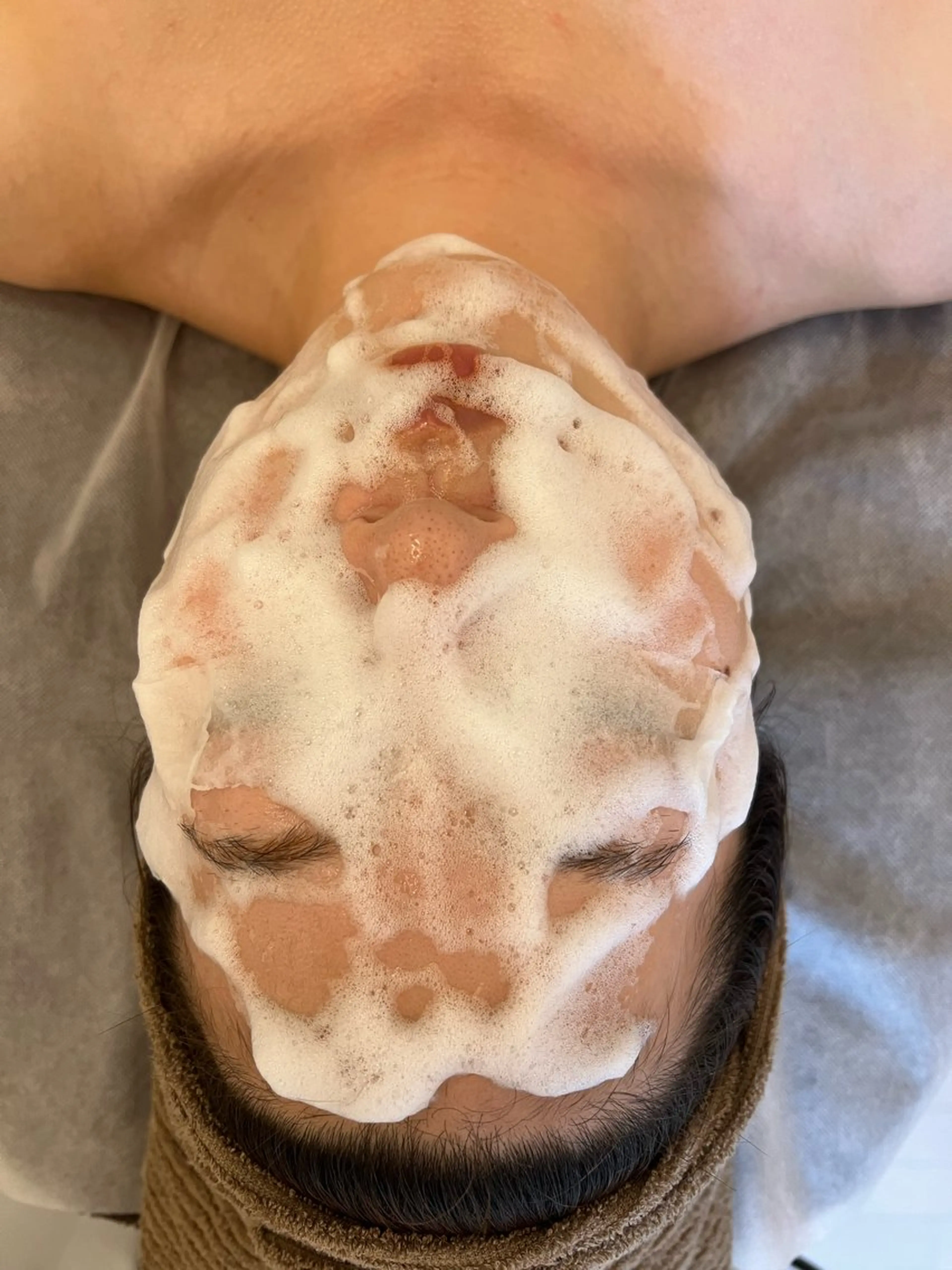 美肌育てましょ🎵幹細胞フェイシャル❣️高濃度のヒト幹細胞美容液でパックしながら汚れを落とします！の写真