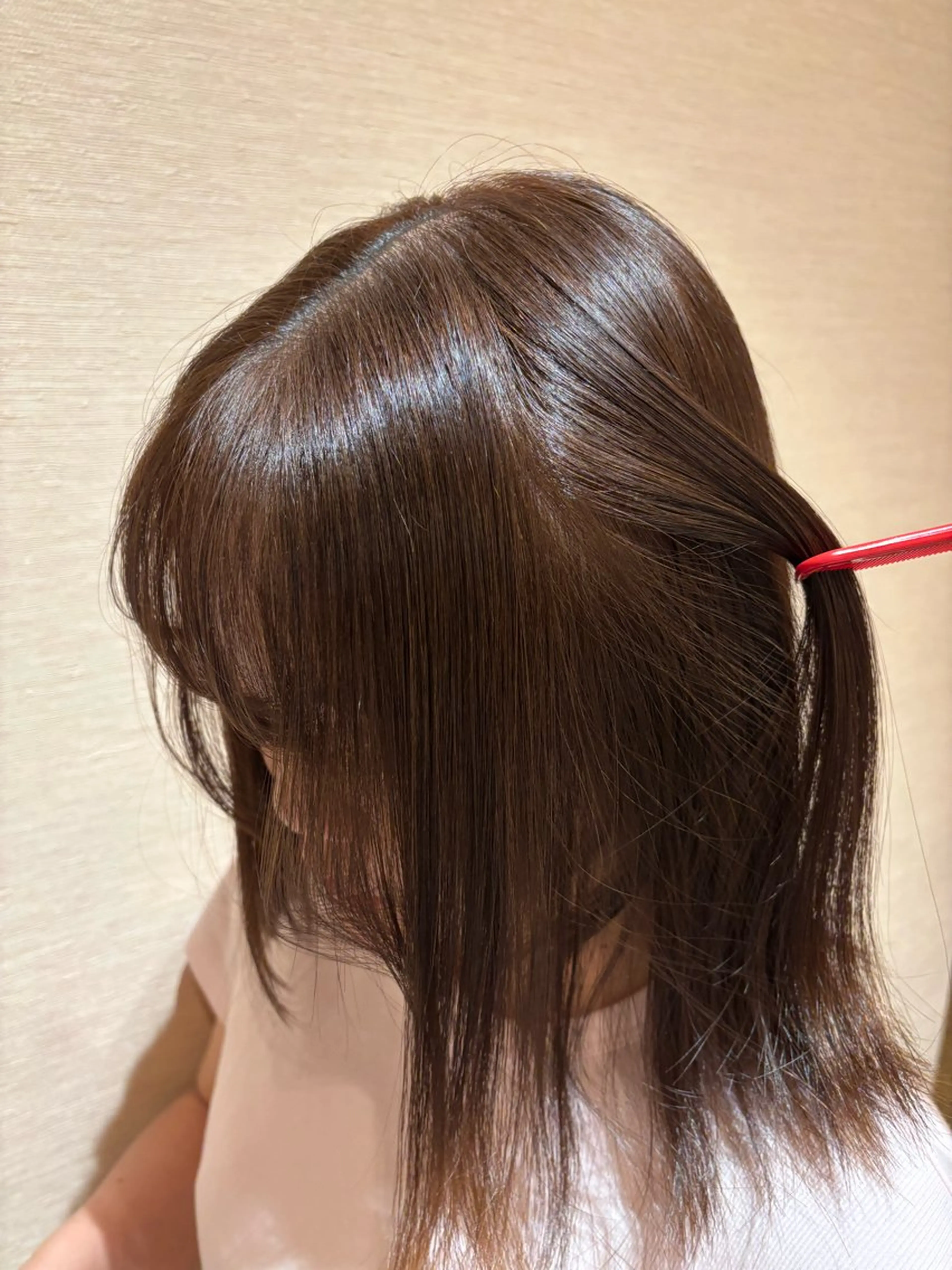 ミディアム カラー ベージュカラー ブラウンカラー ブラウンベージュ 透明感カラー con affetto所属・山田 彩智のヘアスタイル