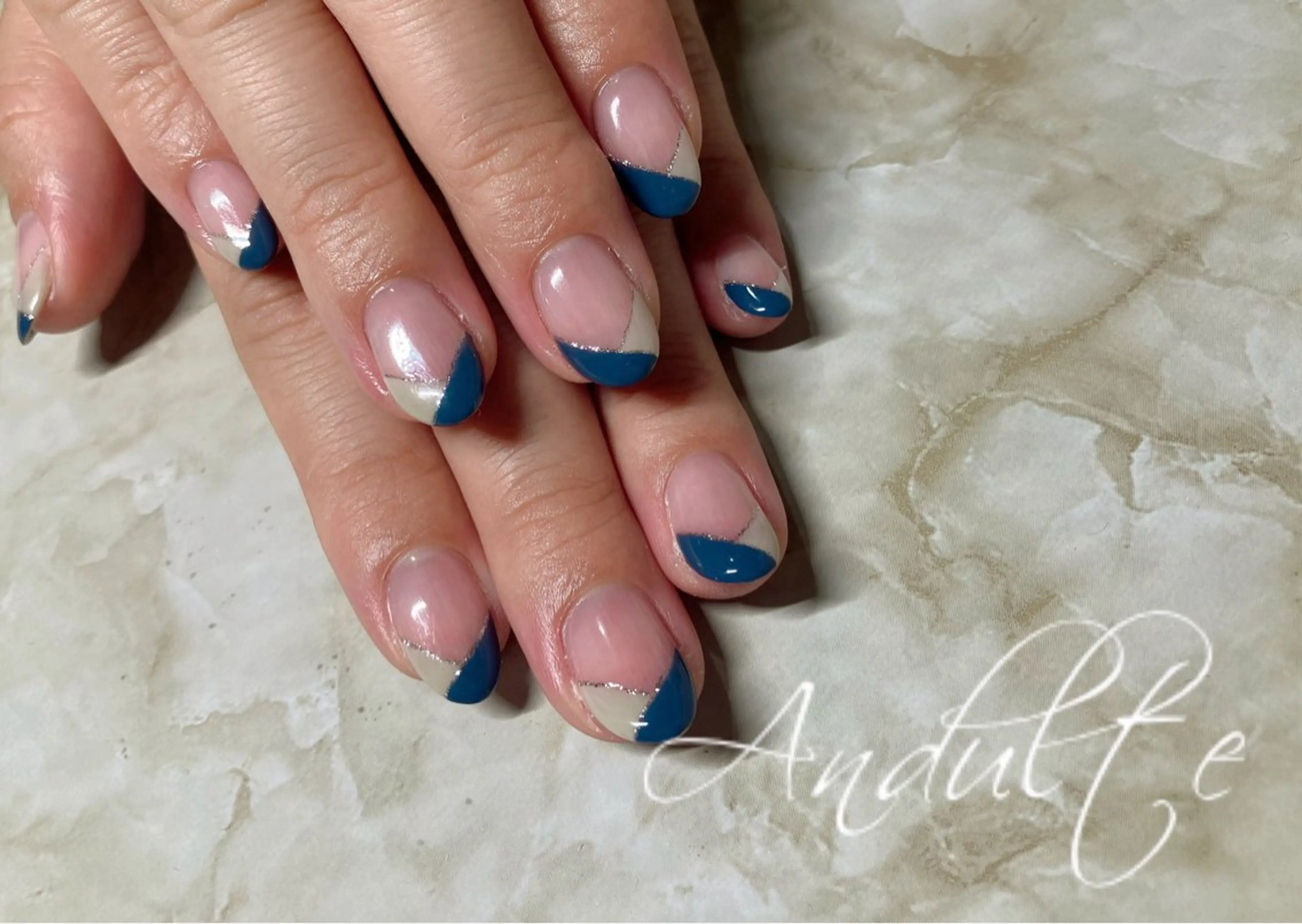 ネイル andulte MAIのネイルデザイン