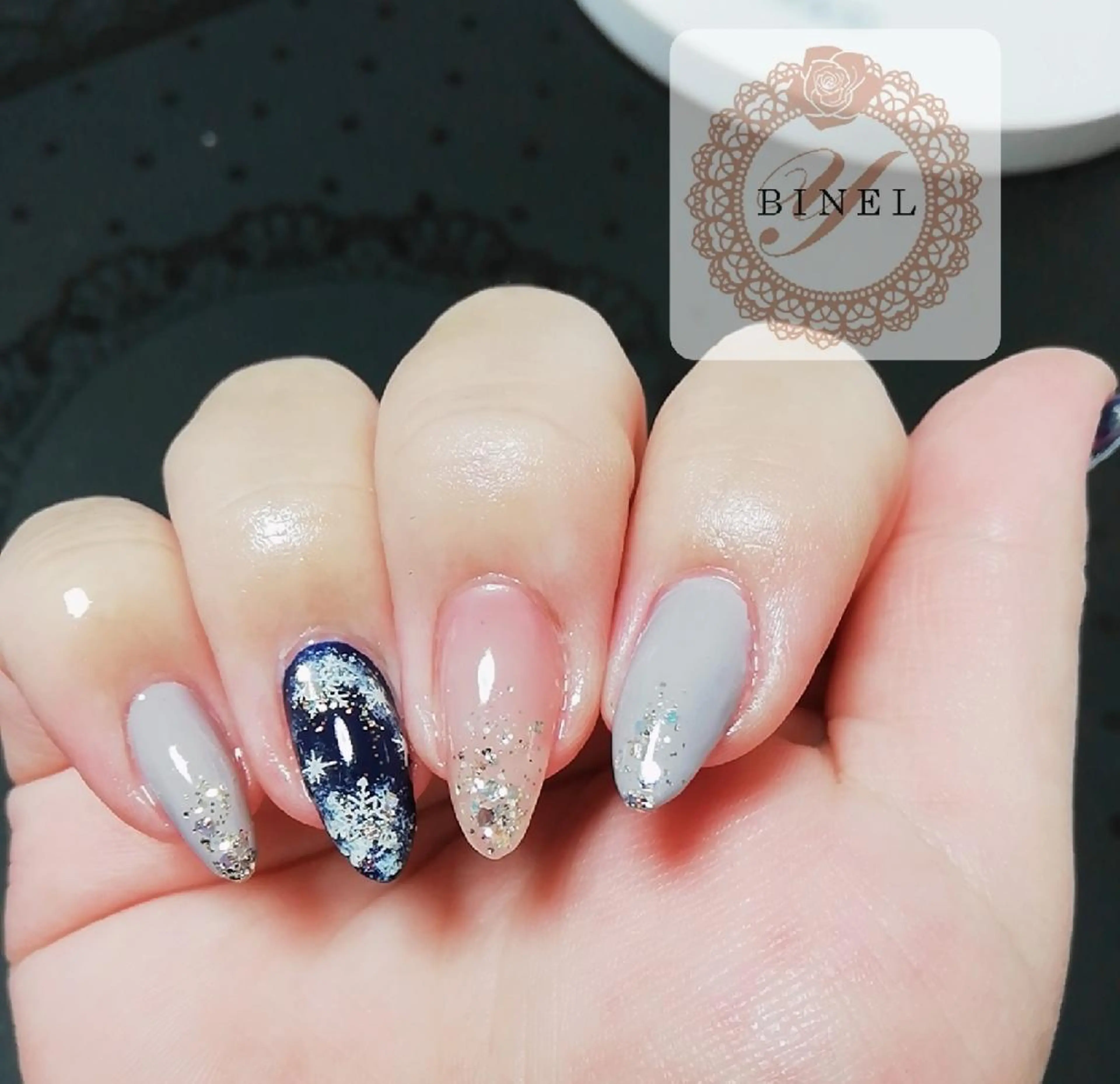 ネイル 冬ネイル ハンドネイル Nail Salon Y.BINELのネイルデザイン